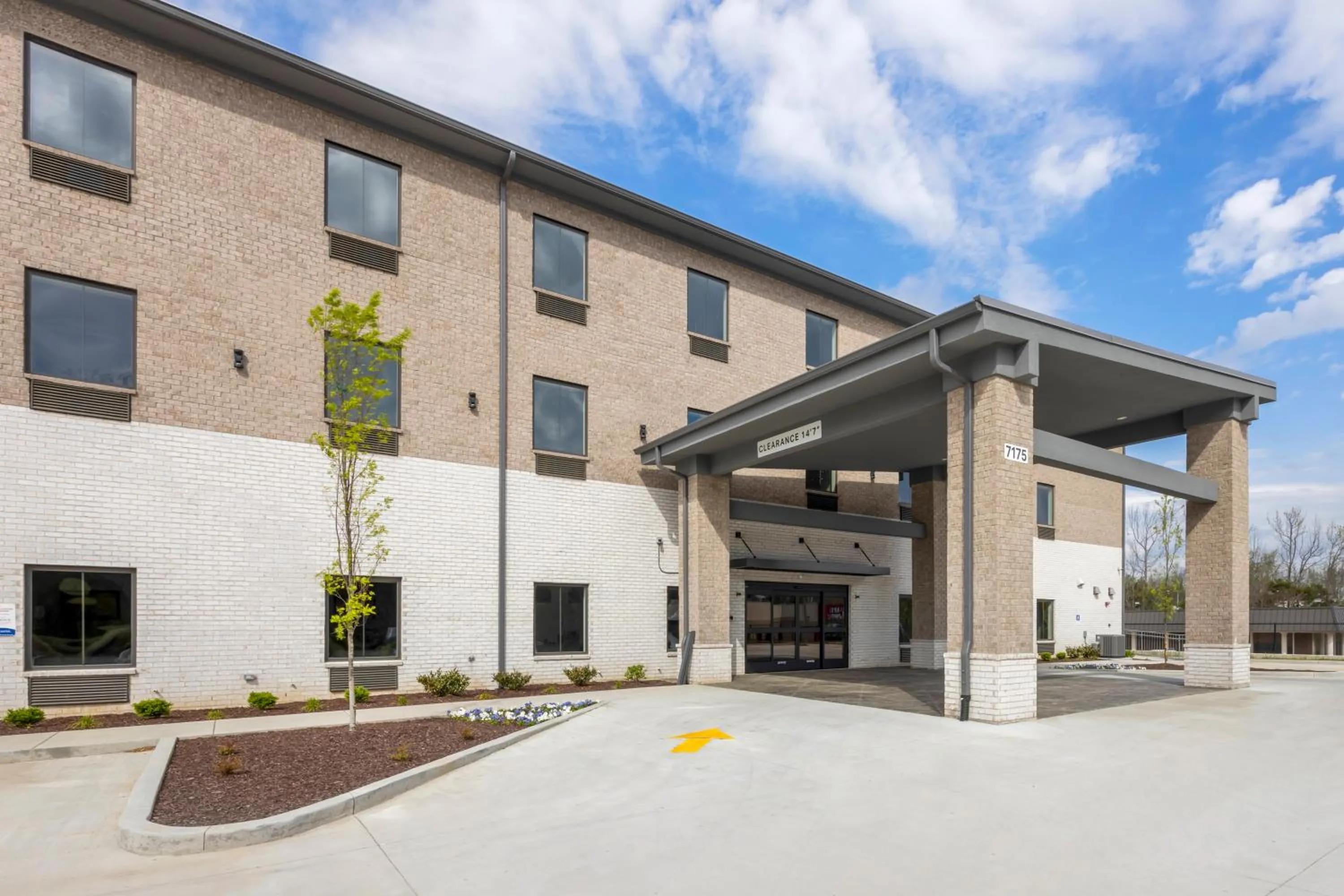 Property building in Quality Inn & Suites Joelton - Nashville