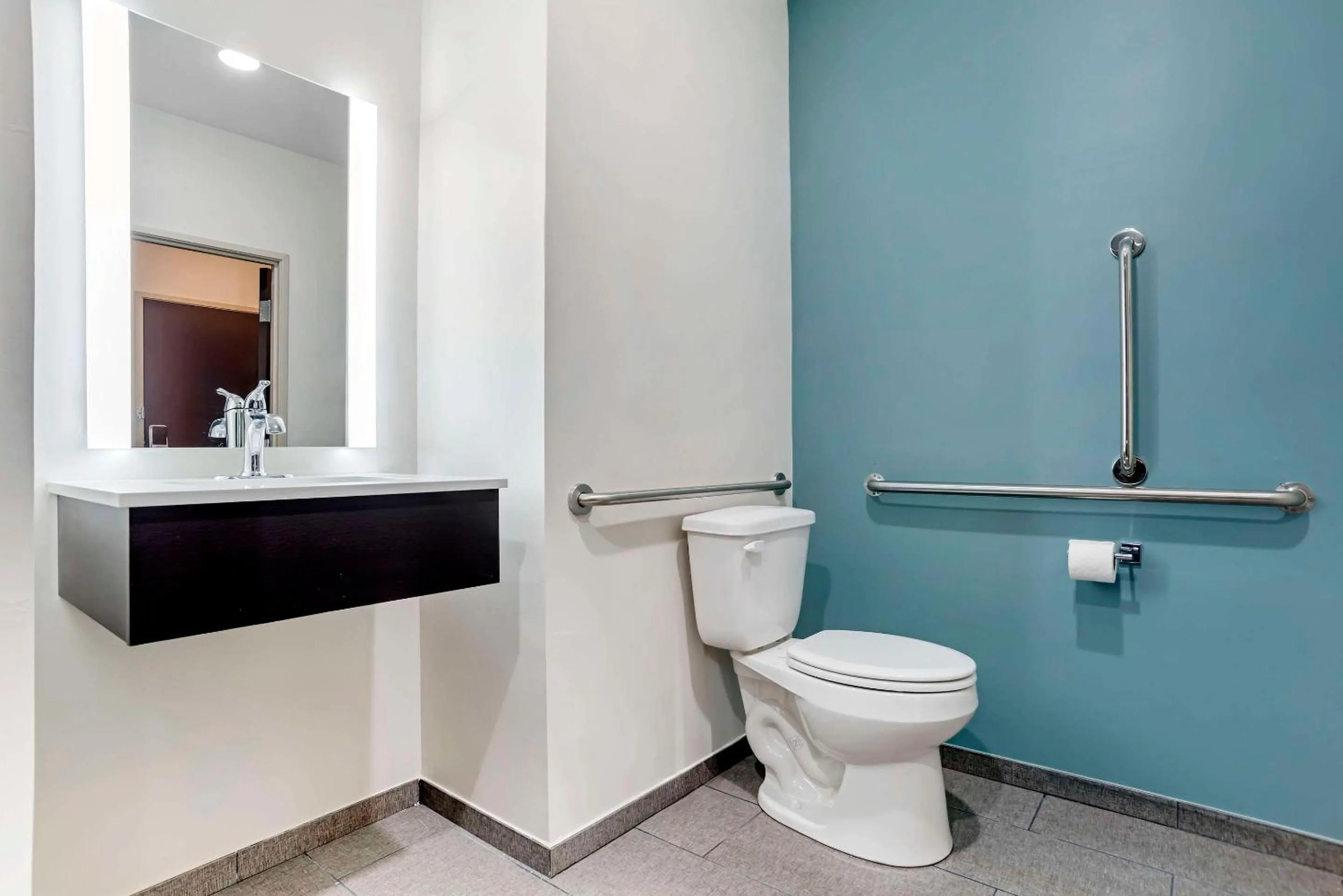 Toilet in Sleep Inn & Suites Fort Walton Beach - Destin West
