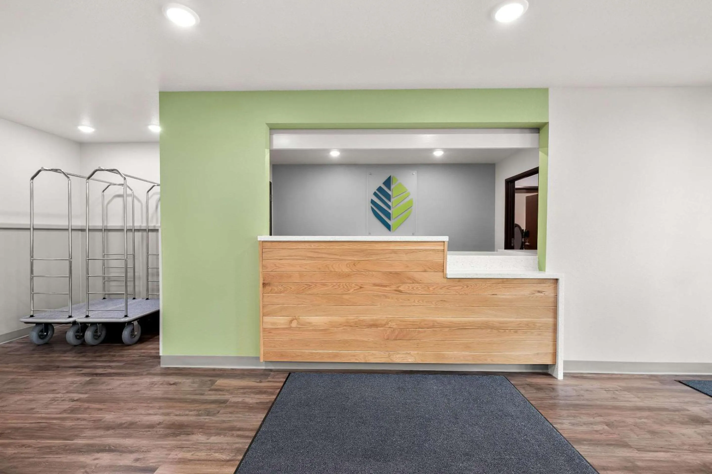 WoodSpring Suites Huntsville - Research Park