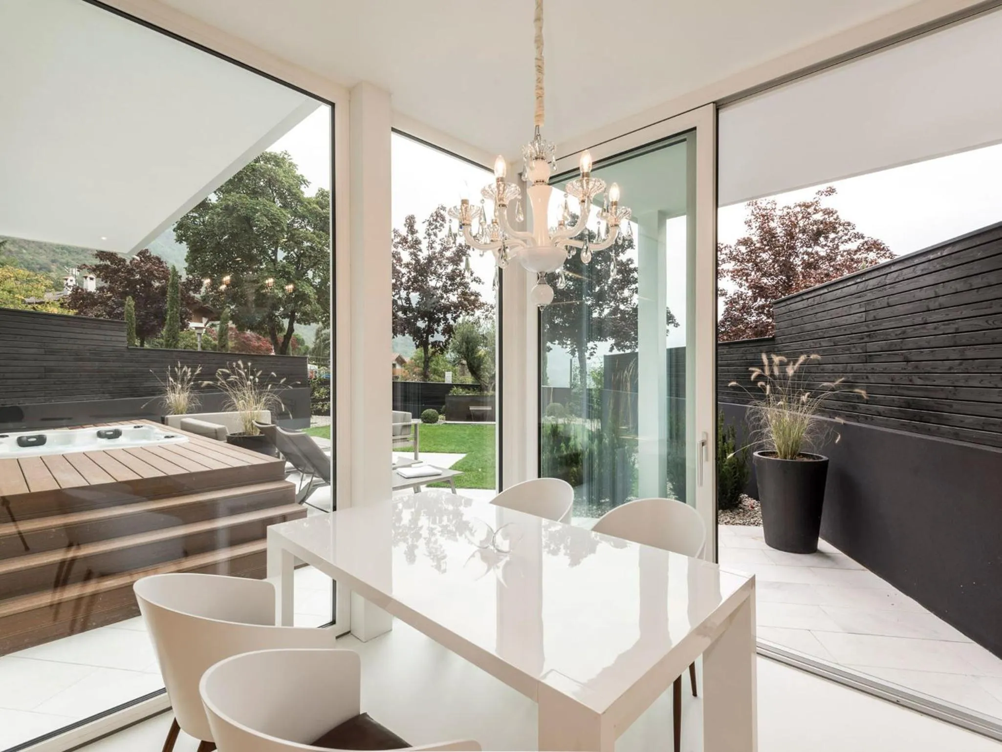 Living room in Merangardenvilla adults only