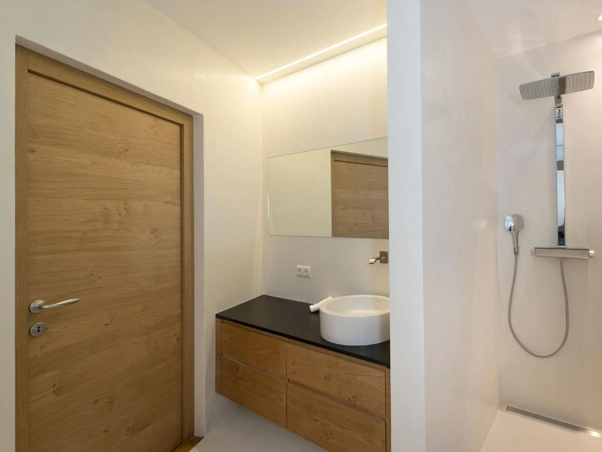 Bathroom in Merangardenvilla adults only