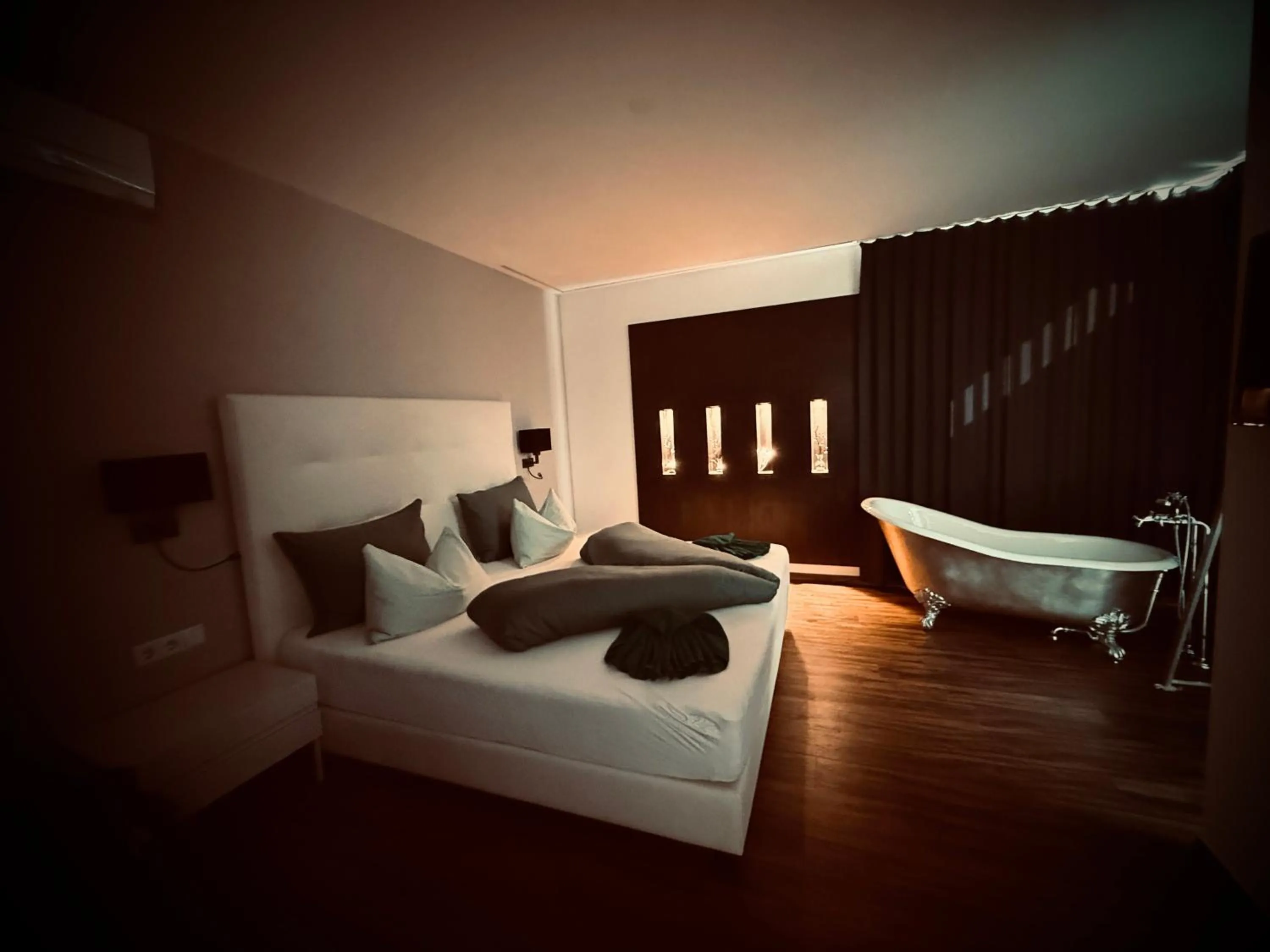 Bed in Merangardenvilla adults only