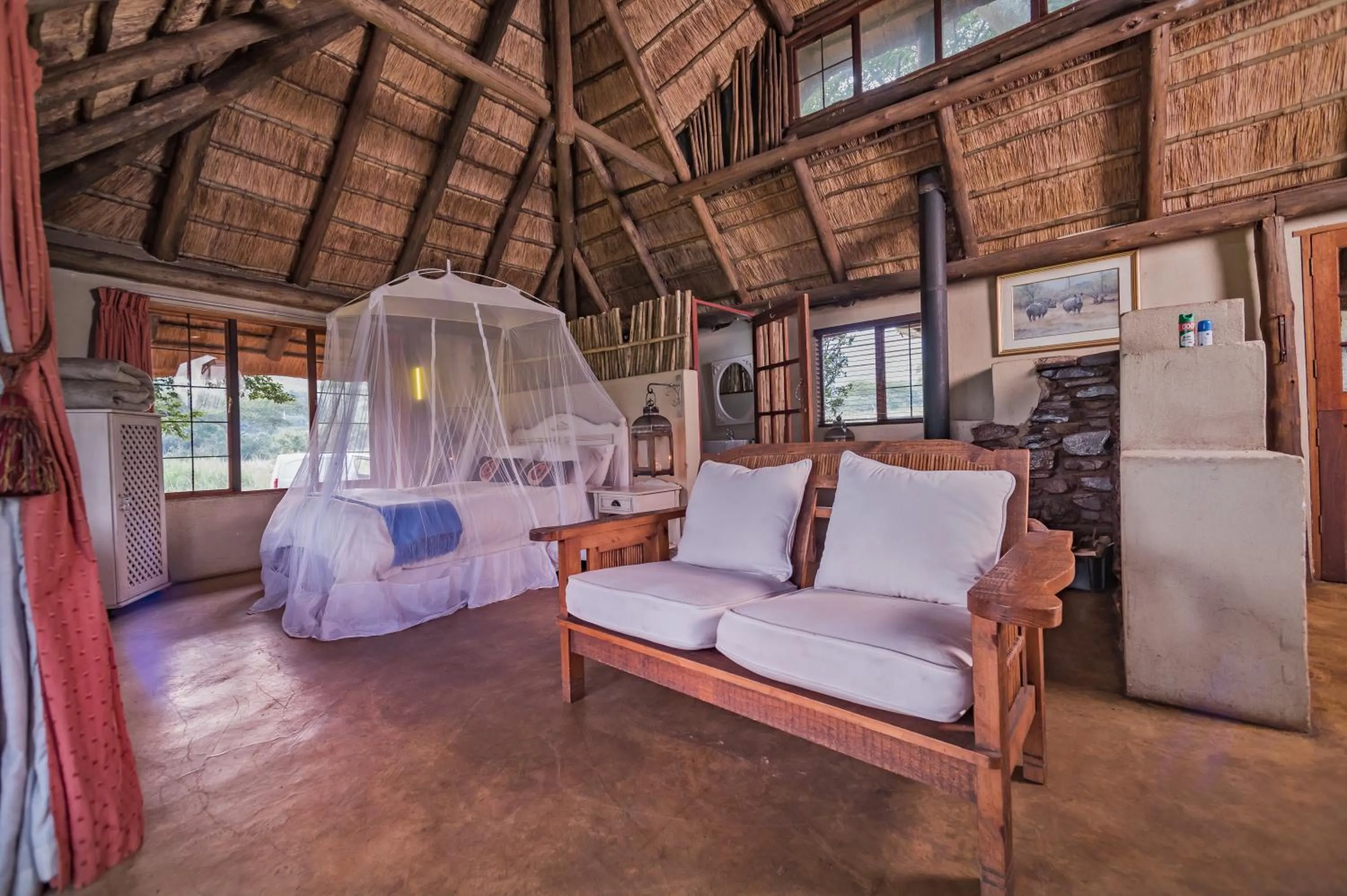 Bedroom, Bed in Caracal Lodge