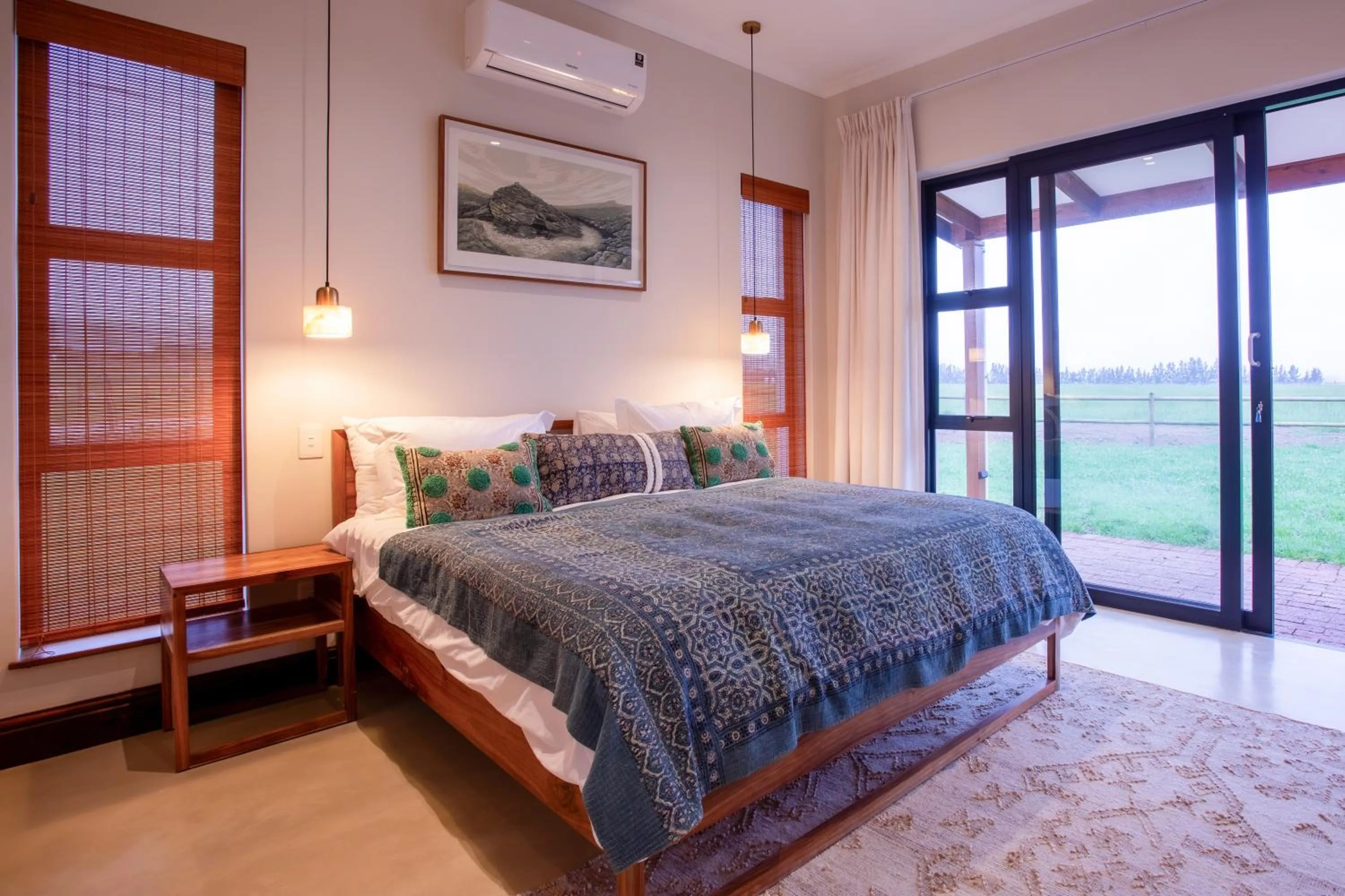 Bedroom, Bed in Raptor Rise Farm