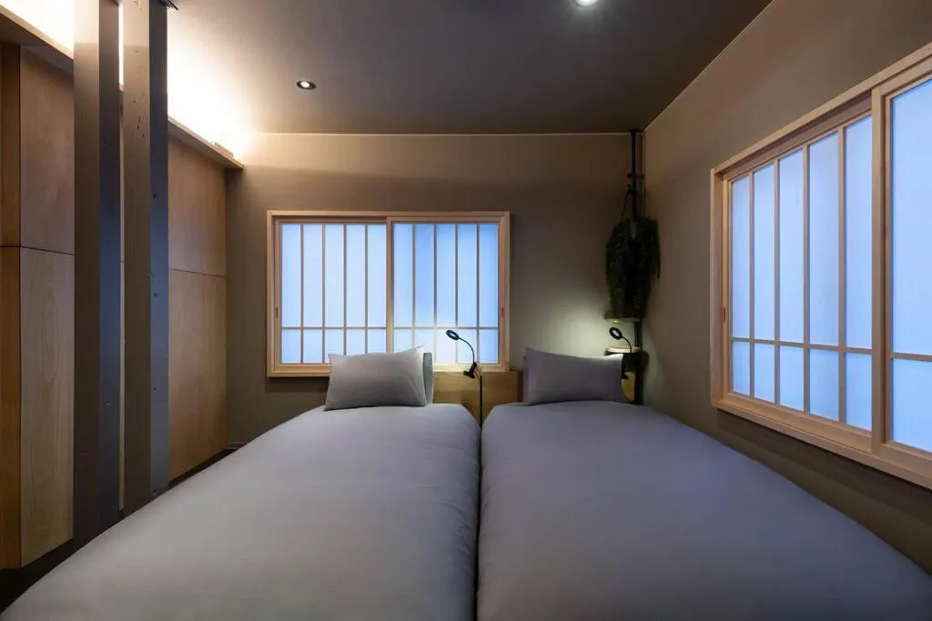 Bed in THE CELESTIAL