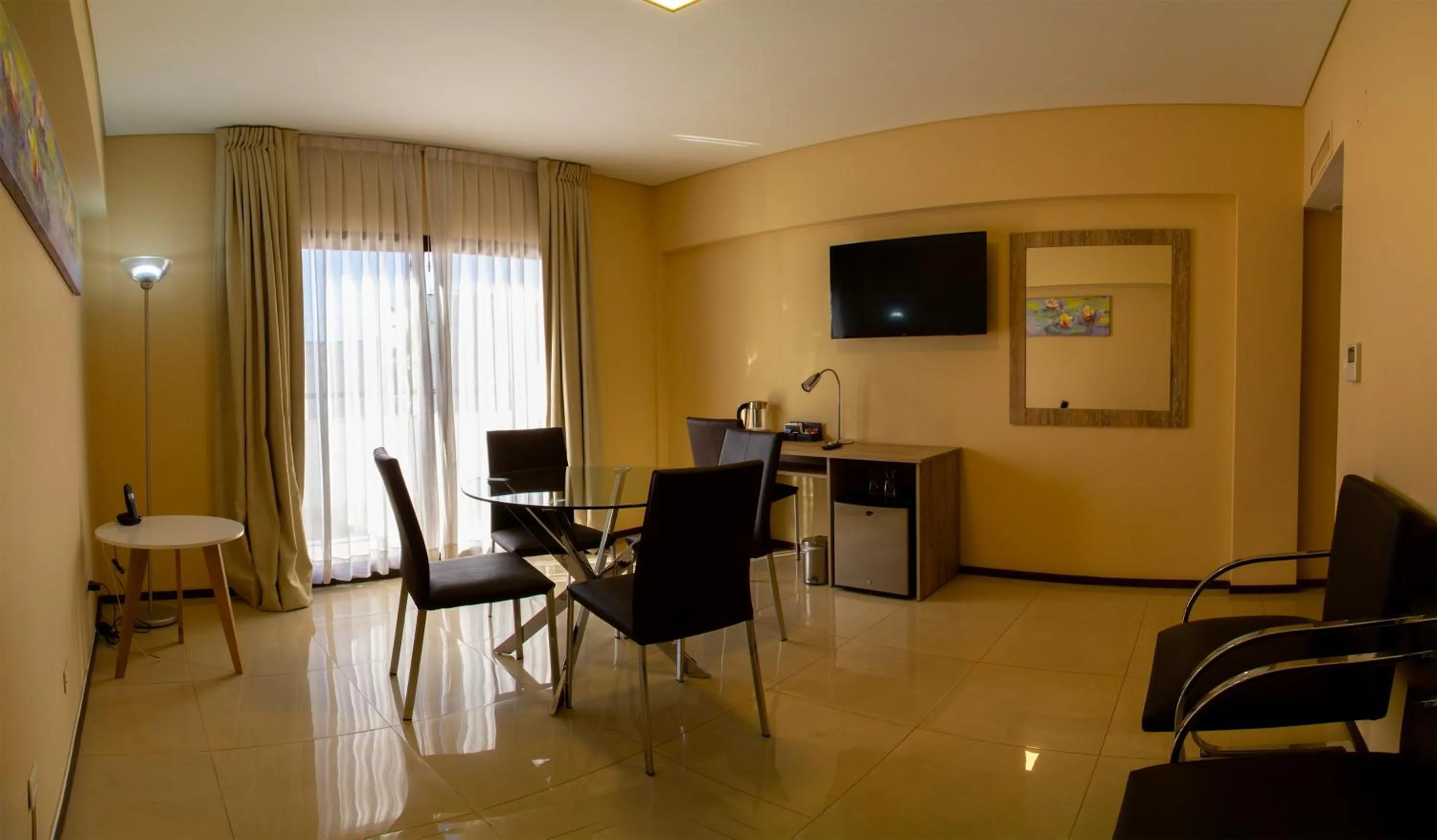 Seating area in Hotel Telepostal Congreso