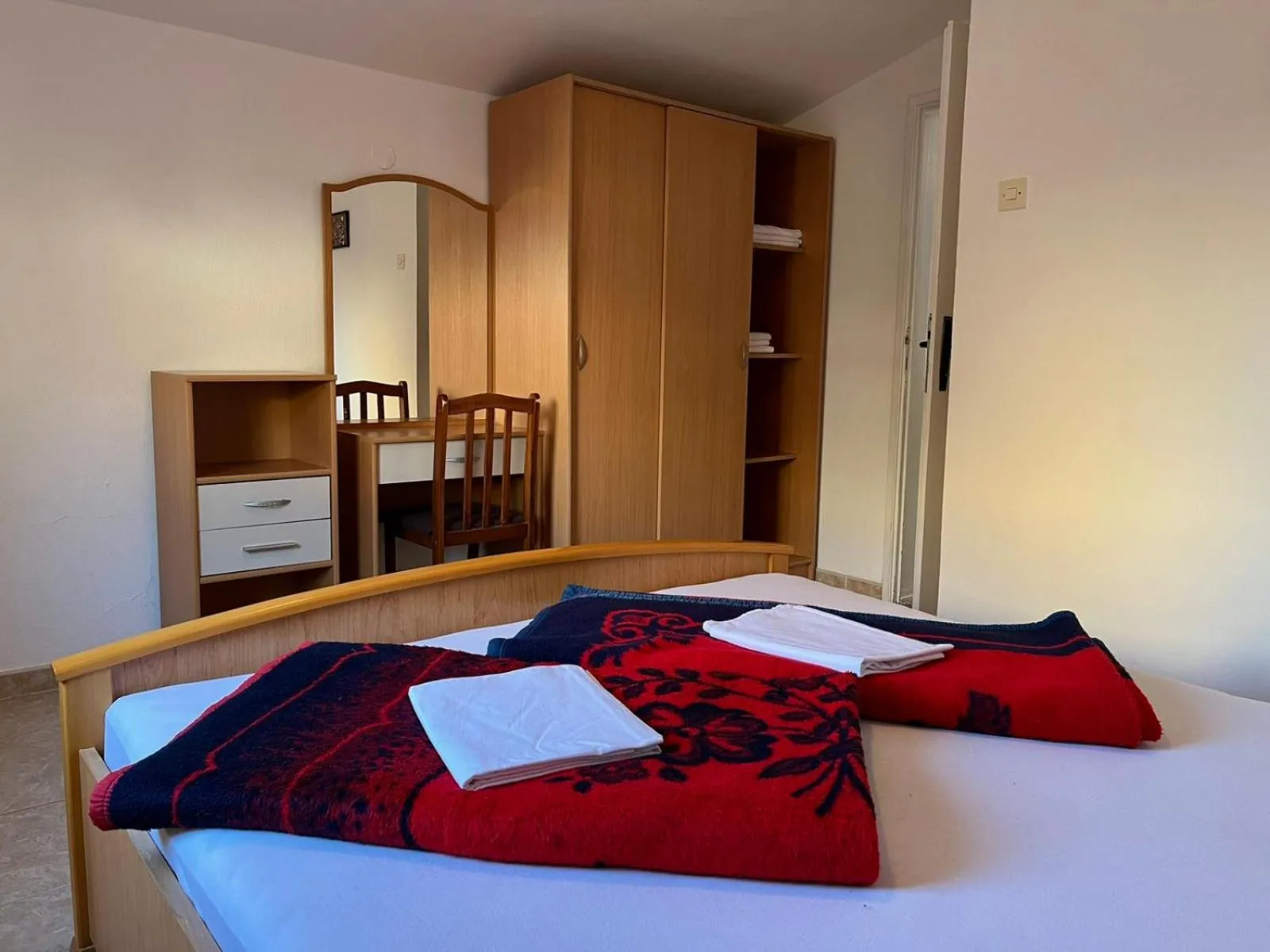 Bedroom, Bed in Apartments and Room MV