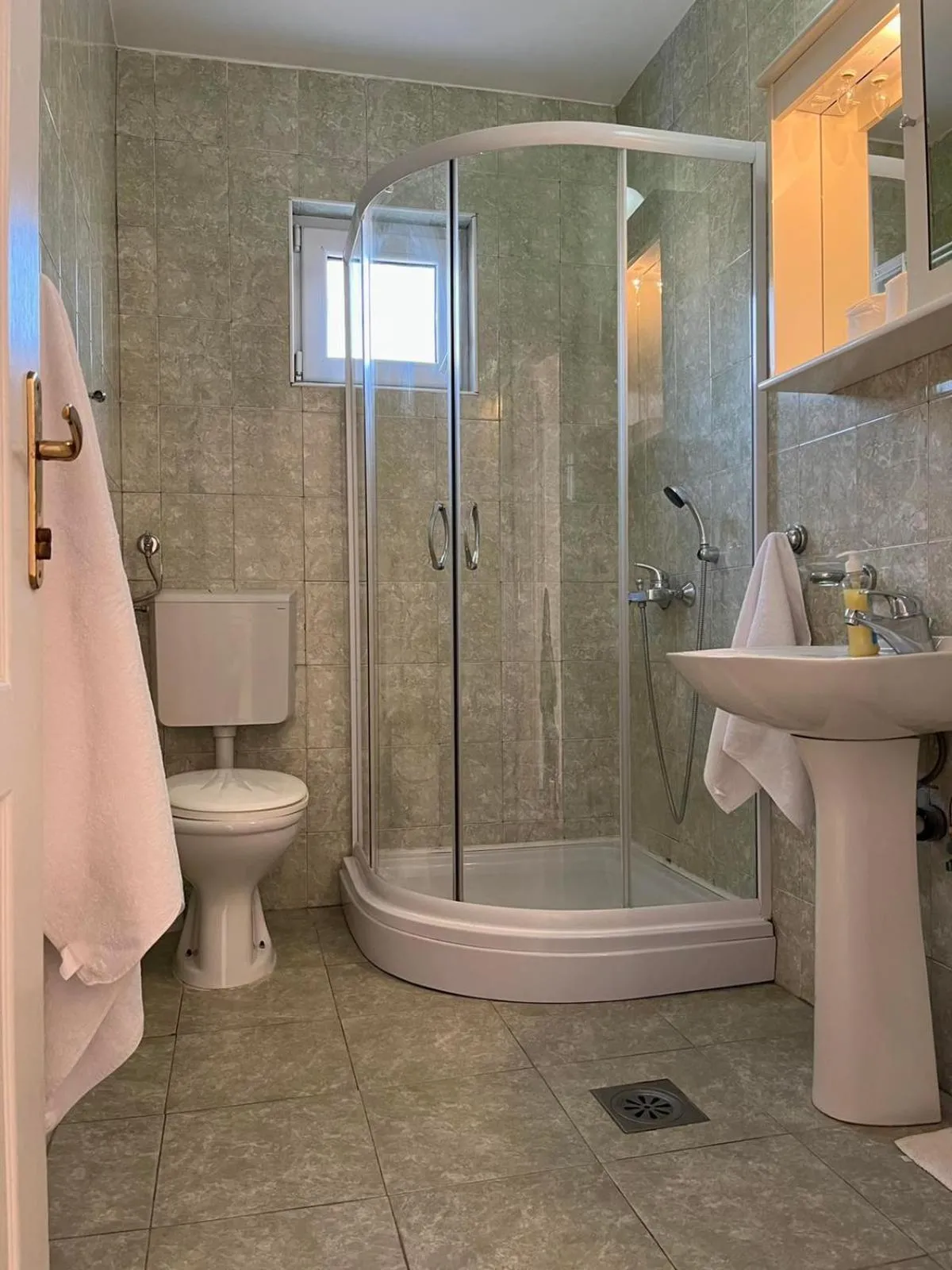 Bathroom in Apartments and Room MV