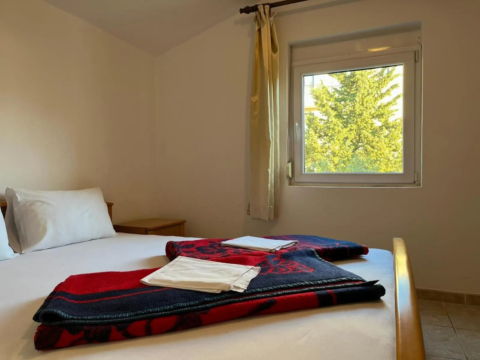 Bedroom, Bed in Apartments and Room MV