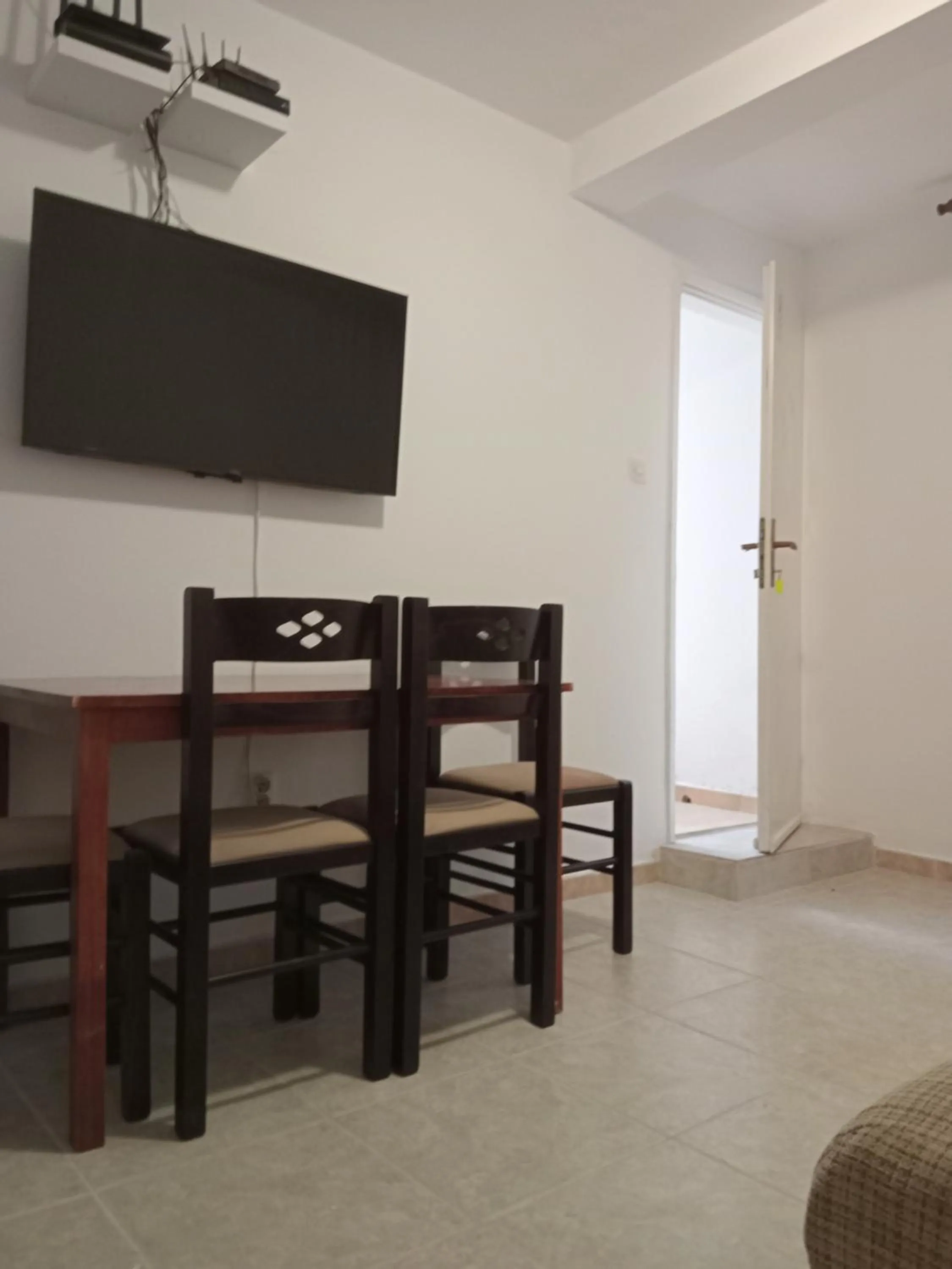 Dining area in Apartments and Room MV