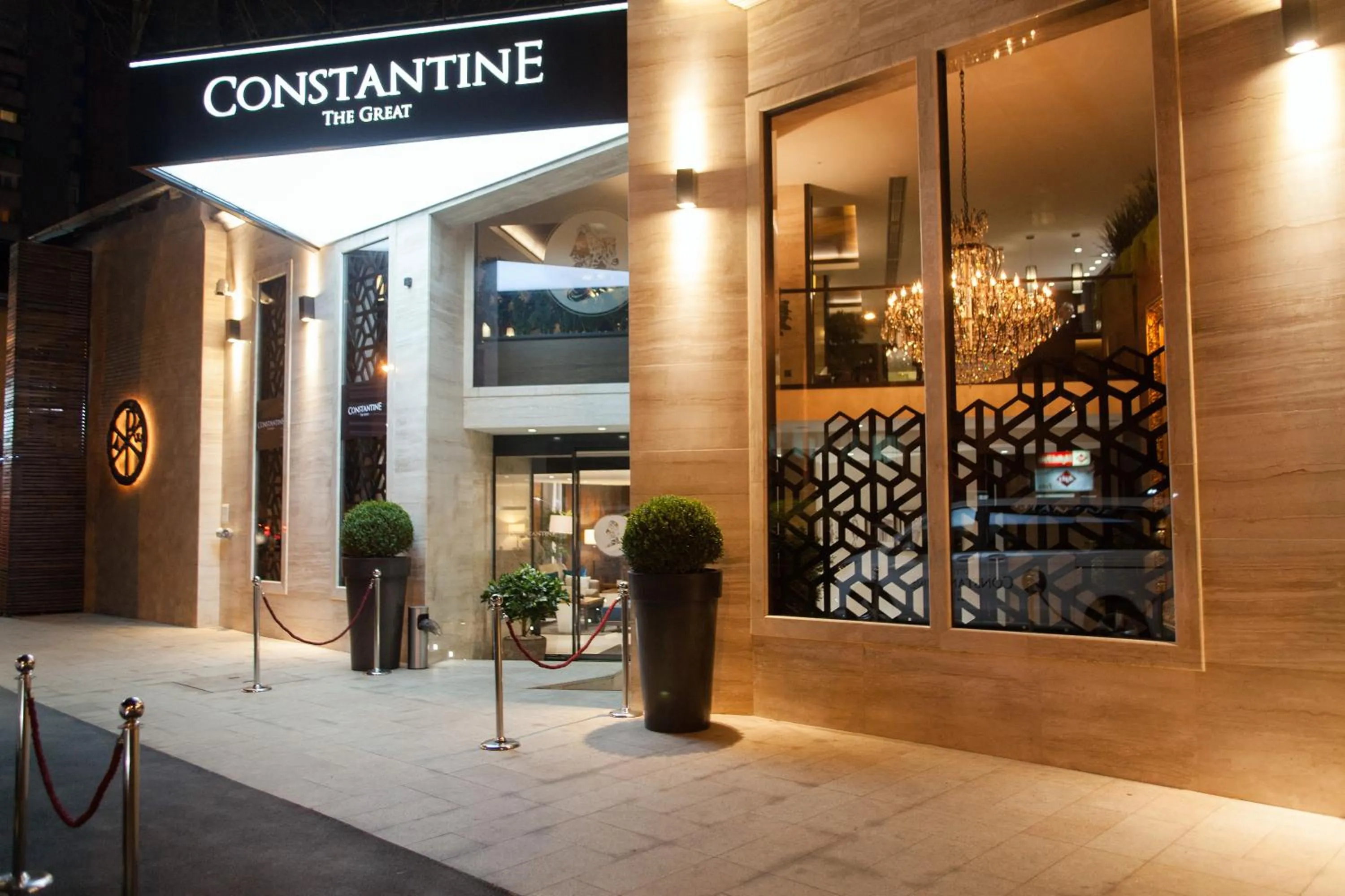 Facade/entrance in Hotel Constantine the Great