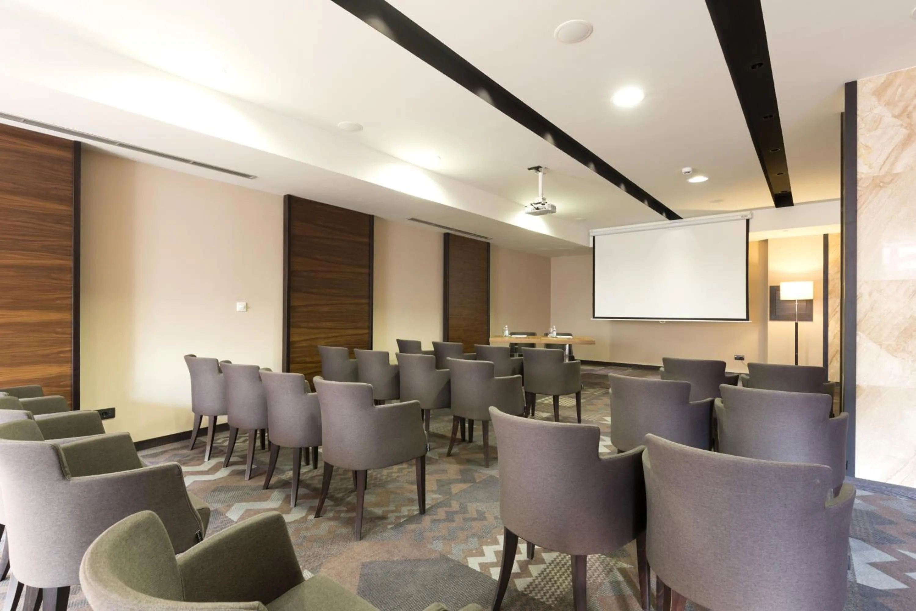 Banquet/Function facilities in Hotel Constantine the Great