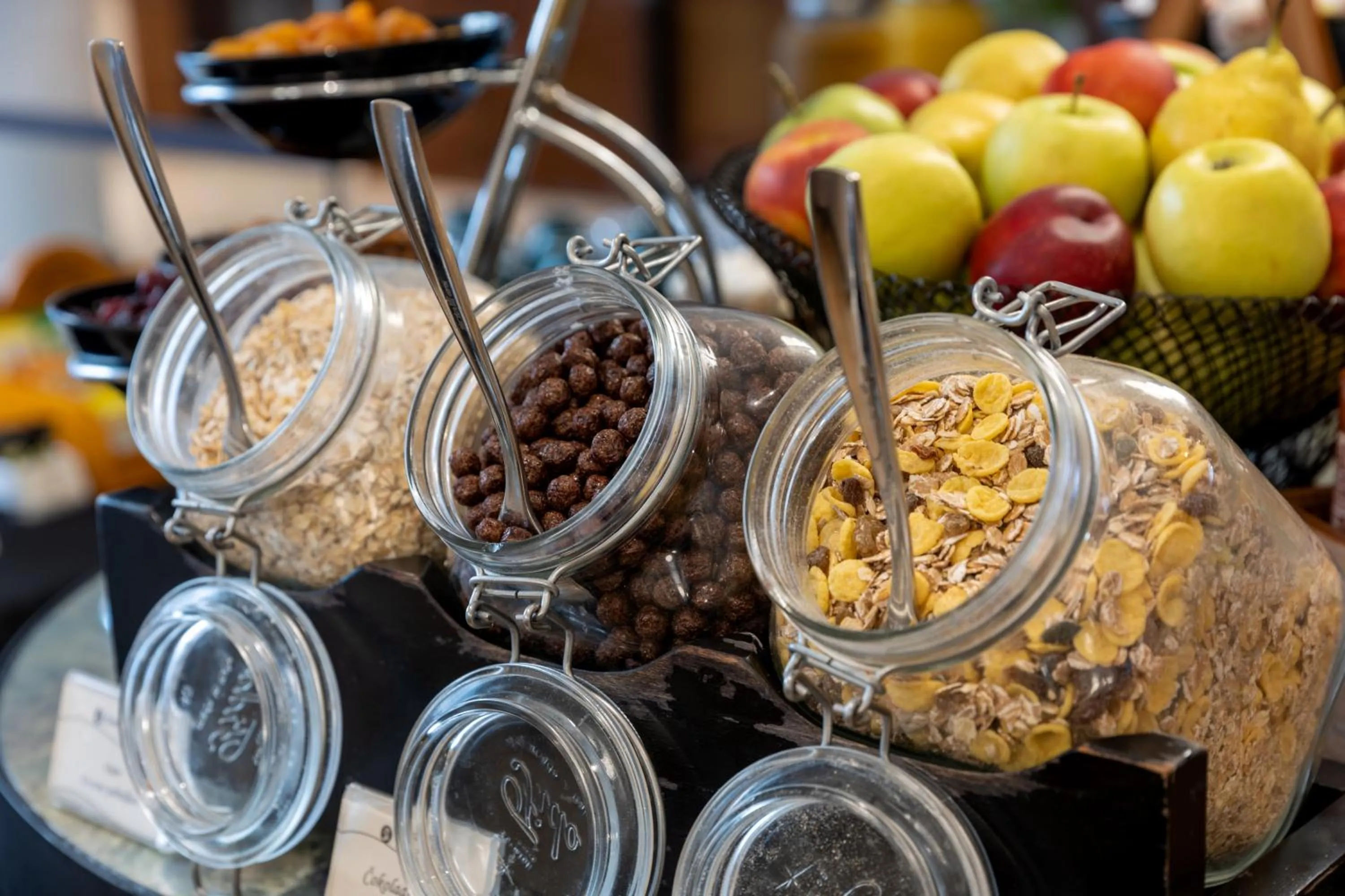 Buffet breakfast in Hotel Constantine the Great