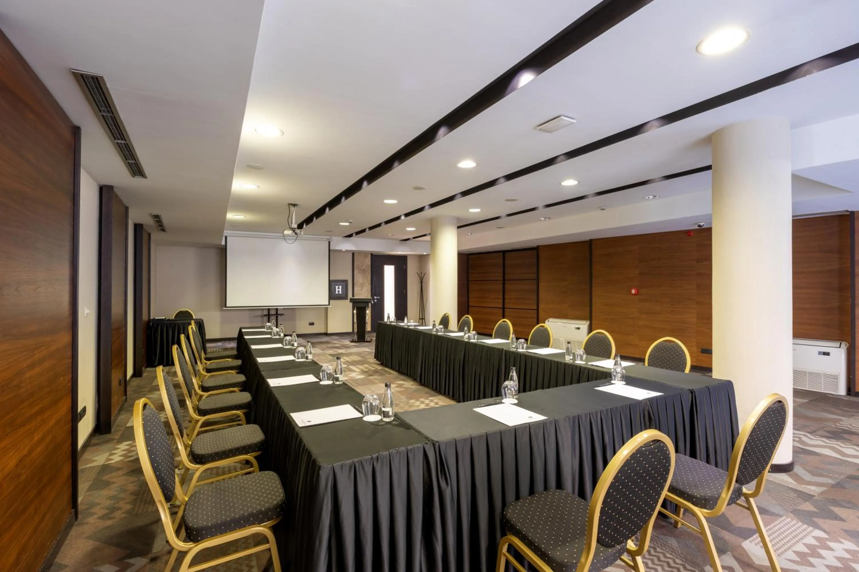 Meeting/conference room in Hotel Constantine the Great