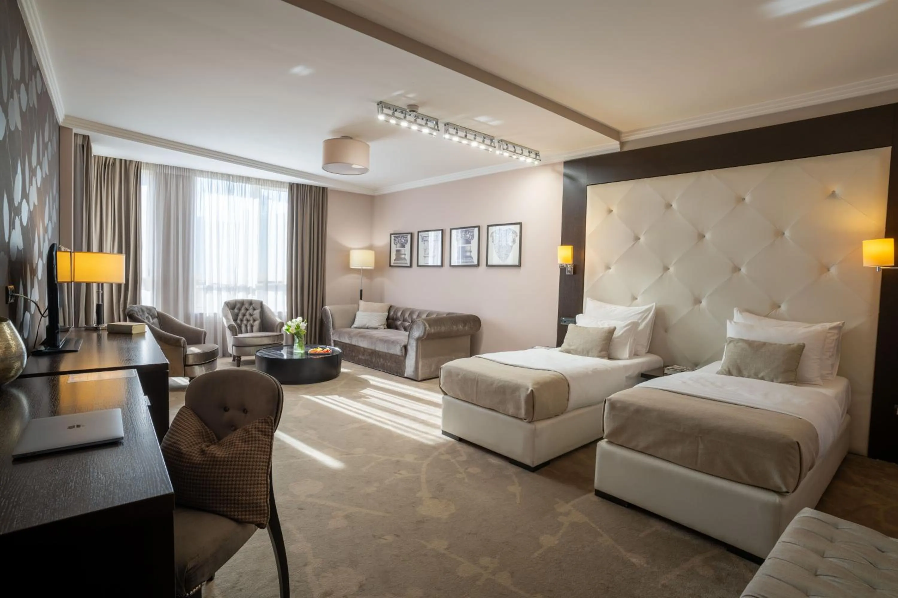 Bed in Hotel Constantine the Great