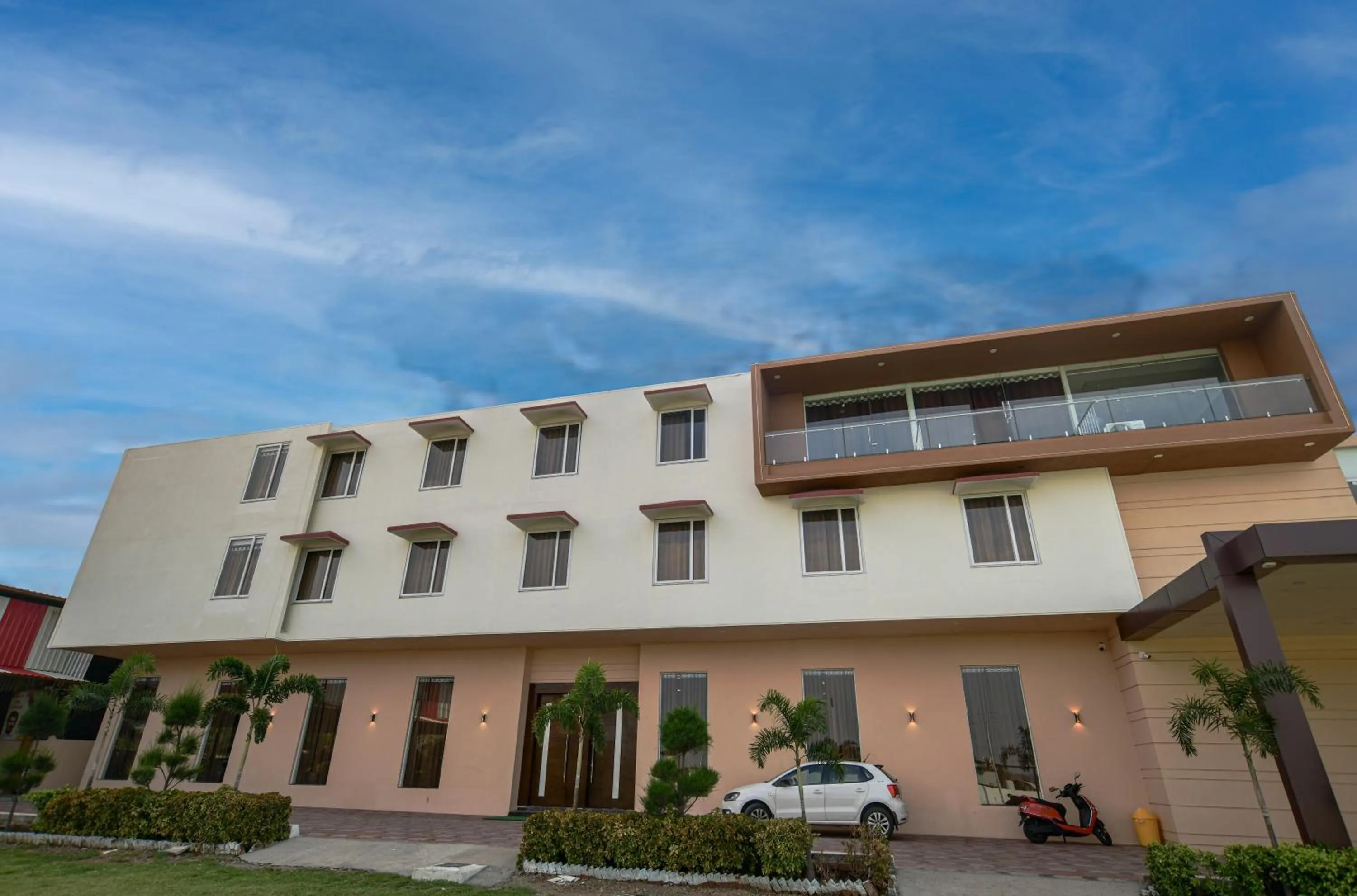 Radhe Krishna Resort