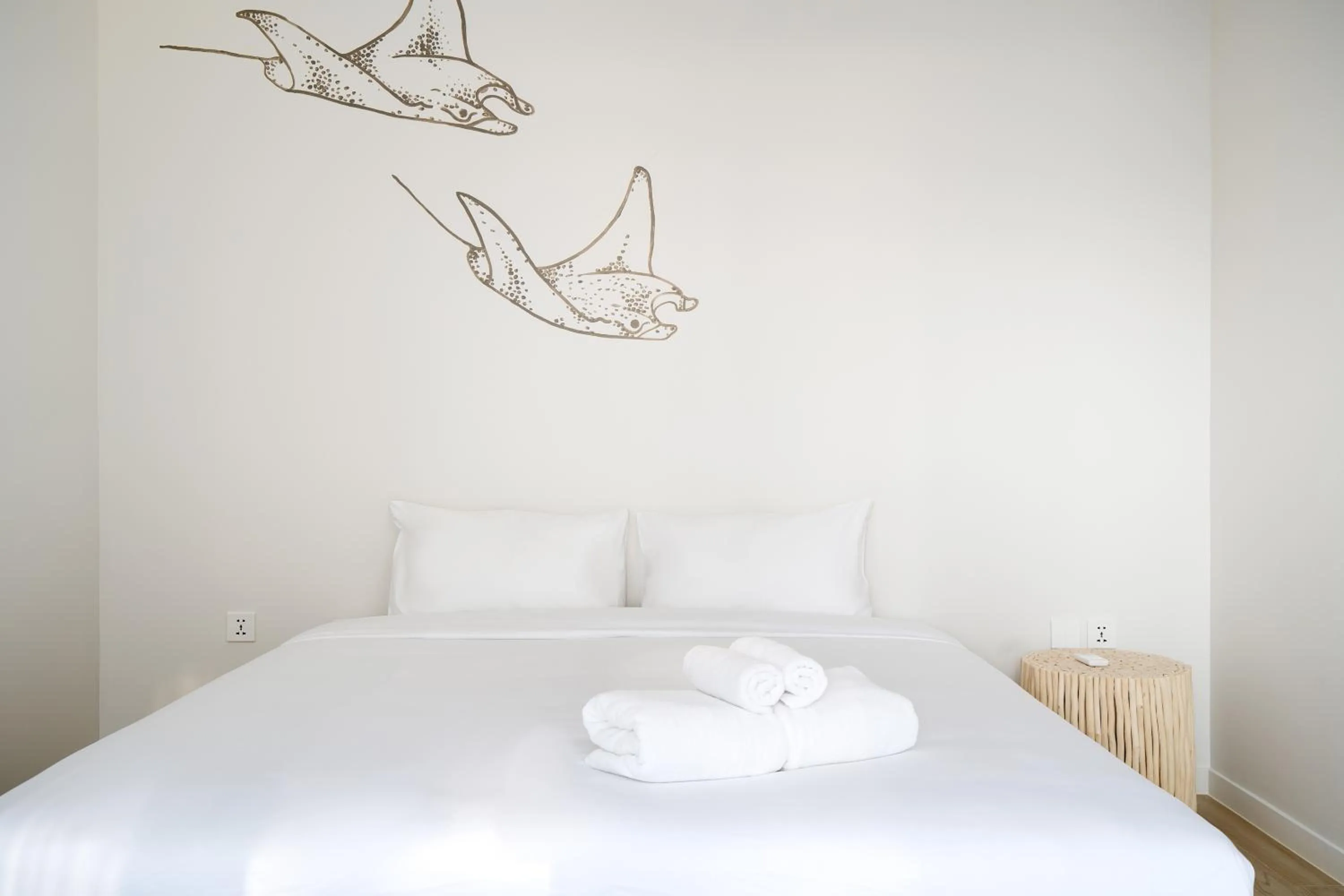 Bedroom, Bed in The Season Resort