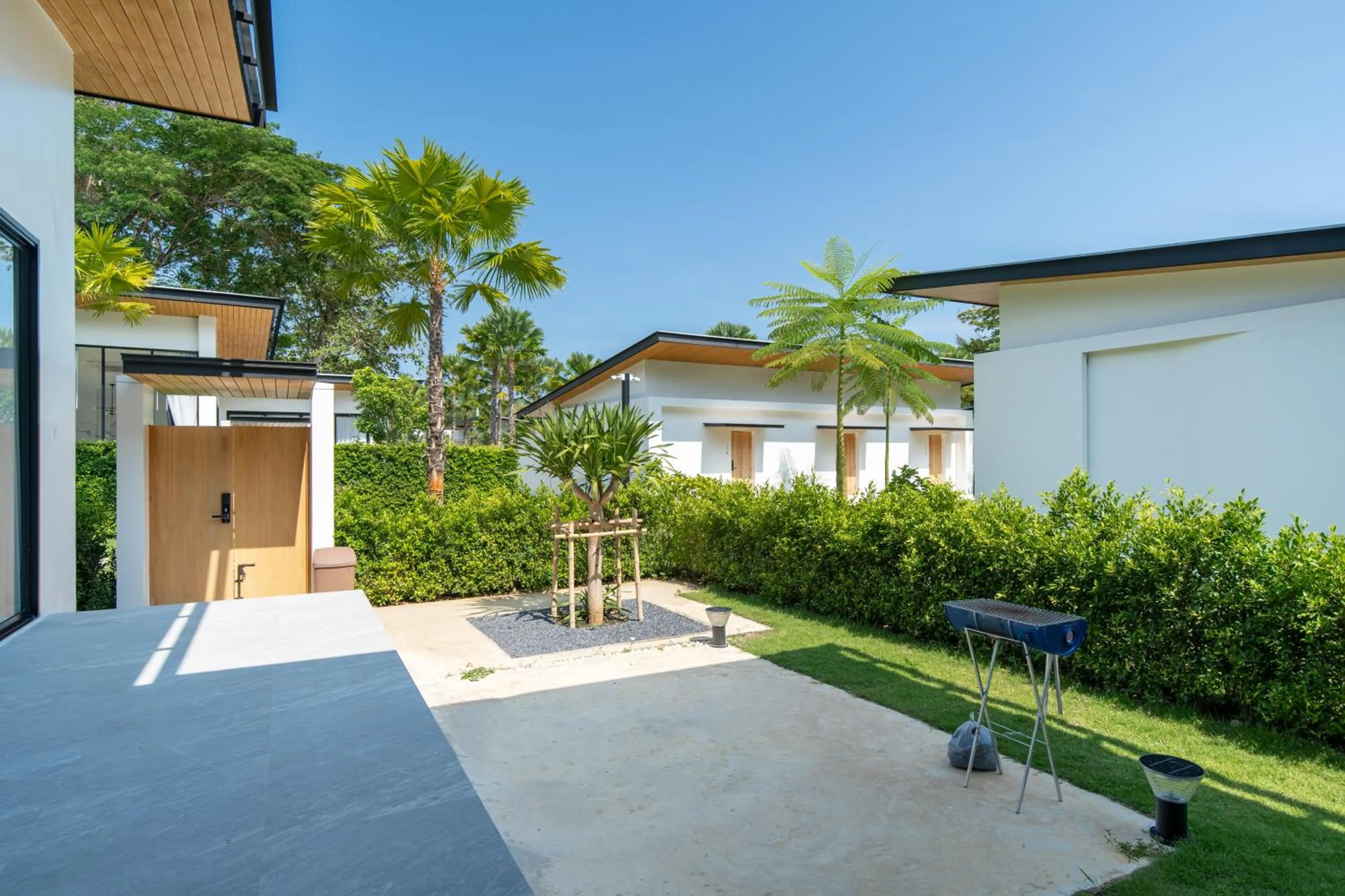 BBQ facilities in The Season Resort