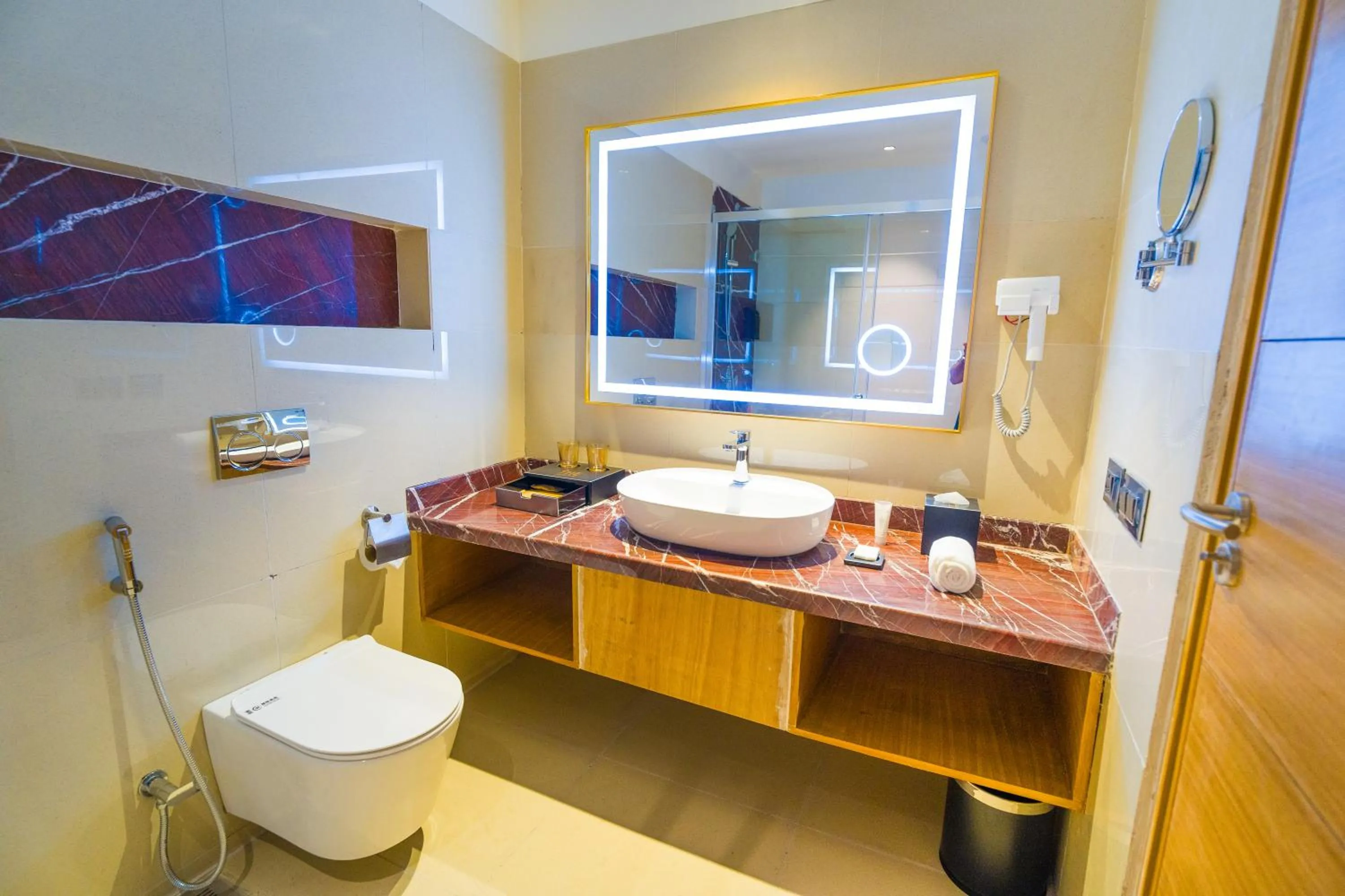 Bathroom in The Maple Hotel