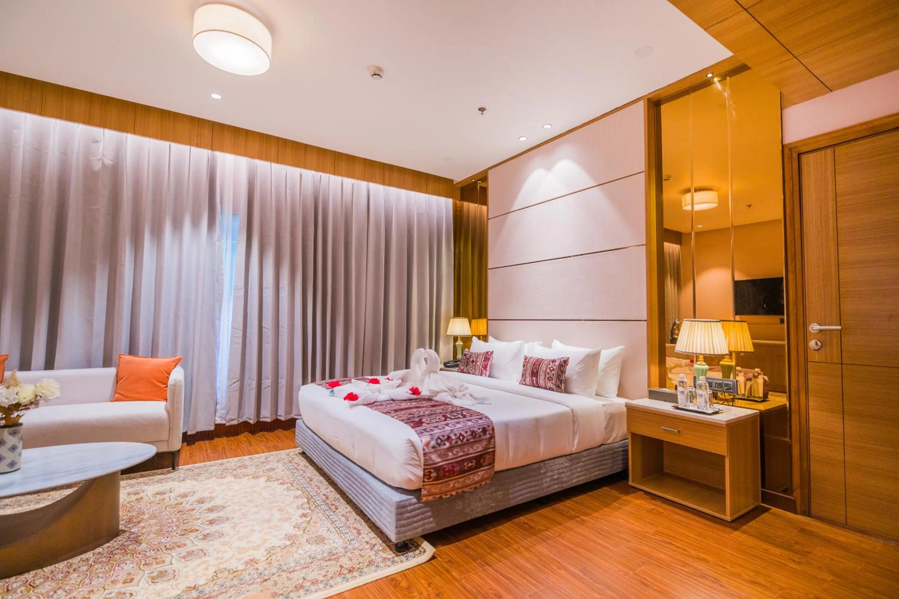 Bed in The Maple Hotel