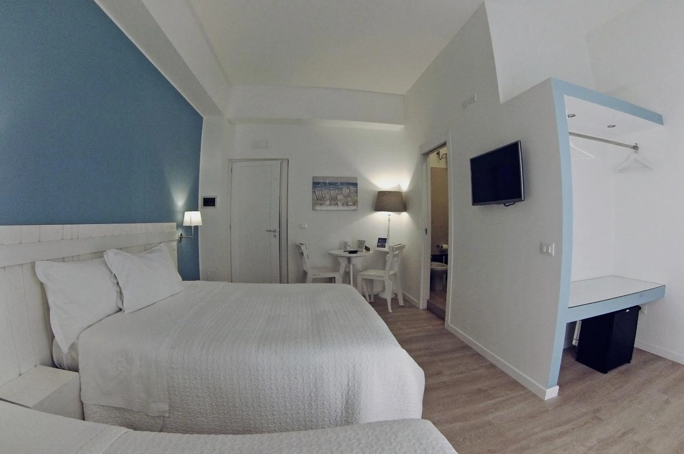 Photo of the whole room, Bed in B&B Medinblu