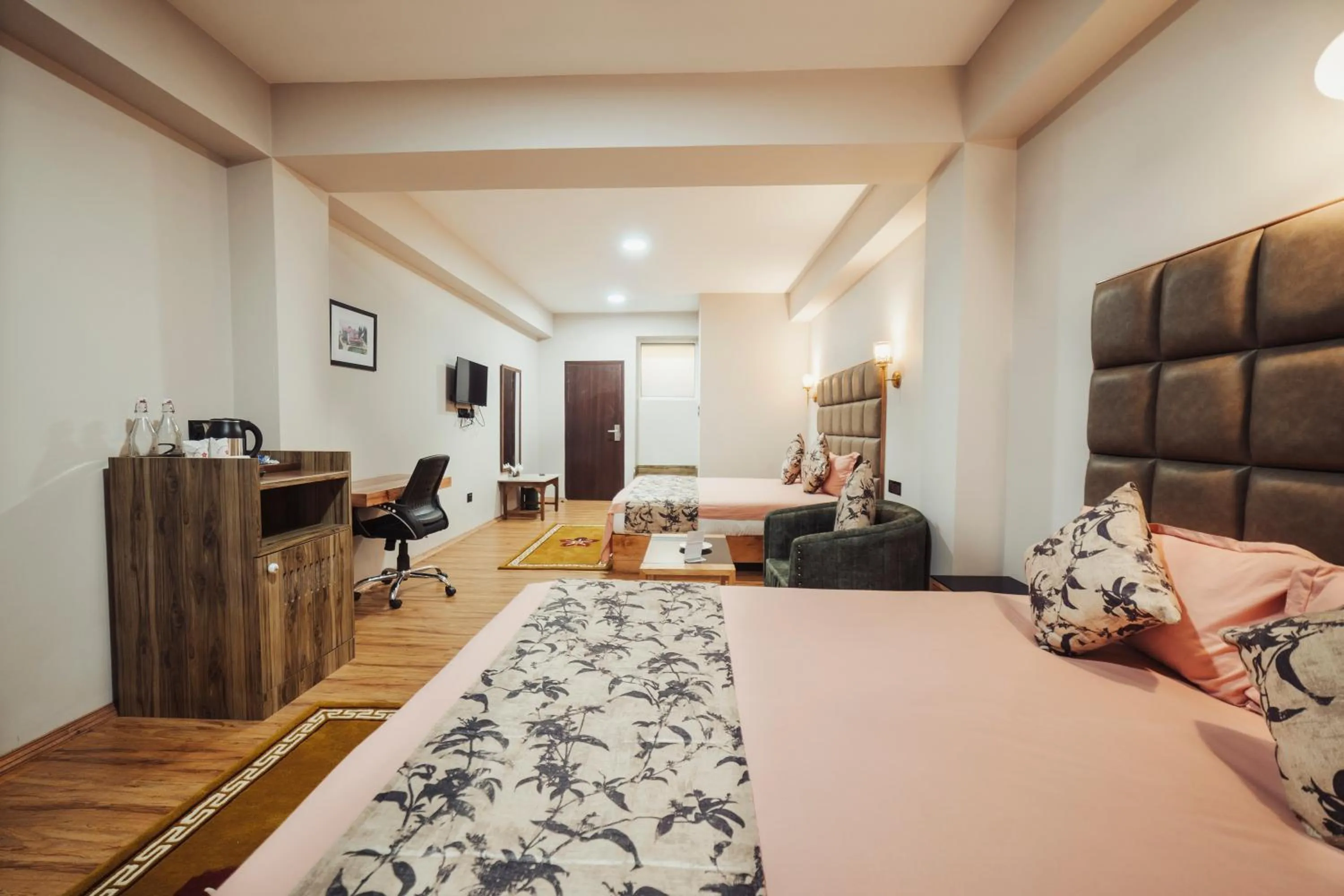 Bedroom, Bed in ETHO METHO GANGTOK