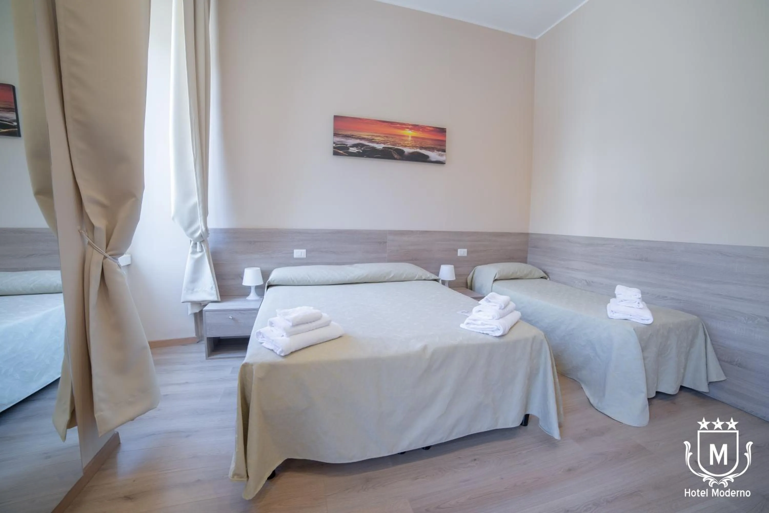 Bed in Hotel Moderno