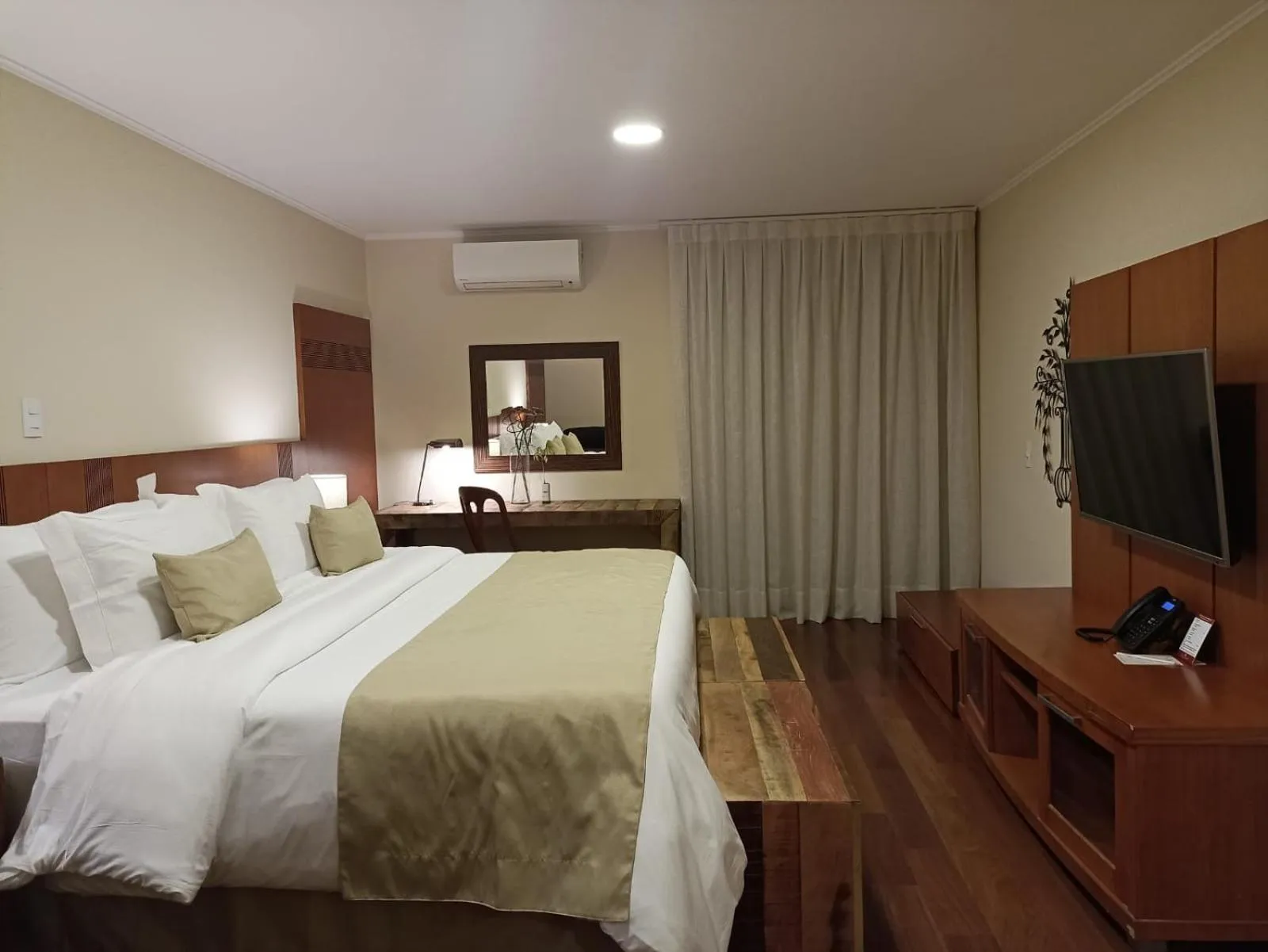 Bed in Hotel Villa Rossa