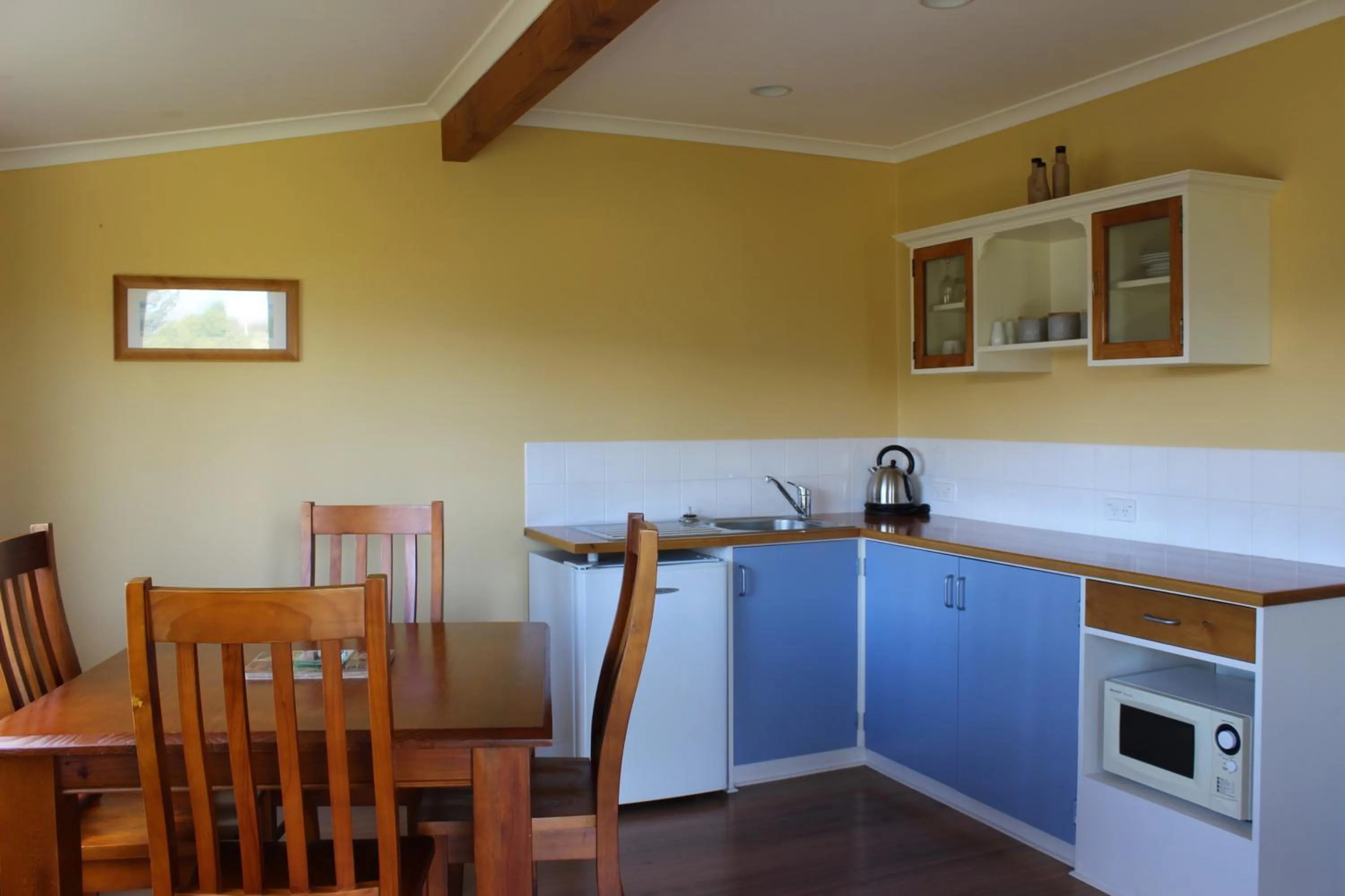 Blue Thistle Cottages