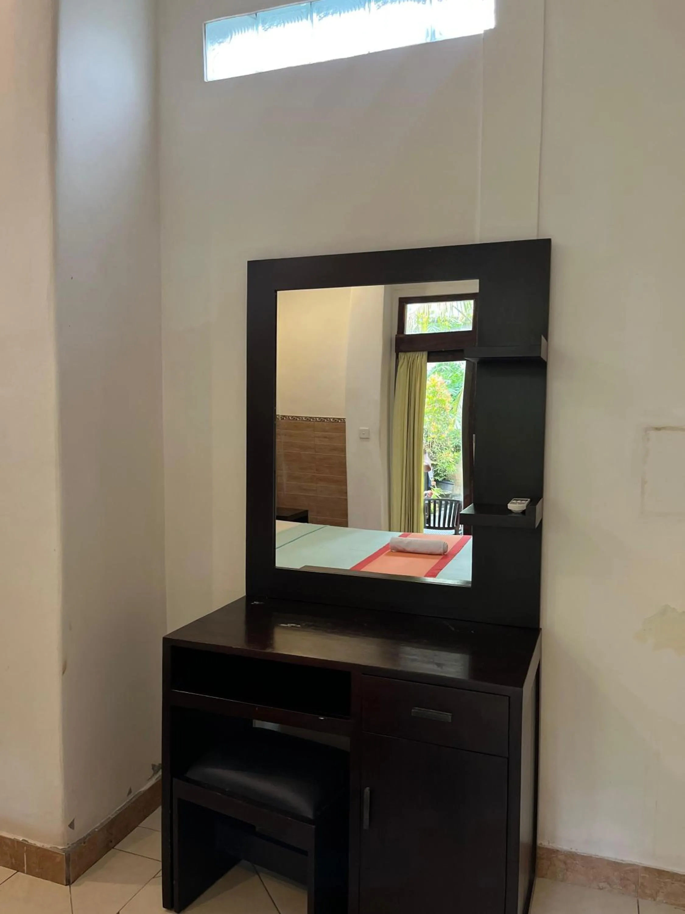 wardrobe in Sulendra Jungle Suites Ubud View by EPS