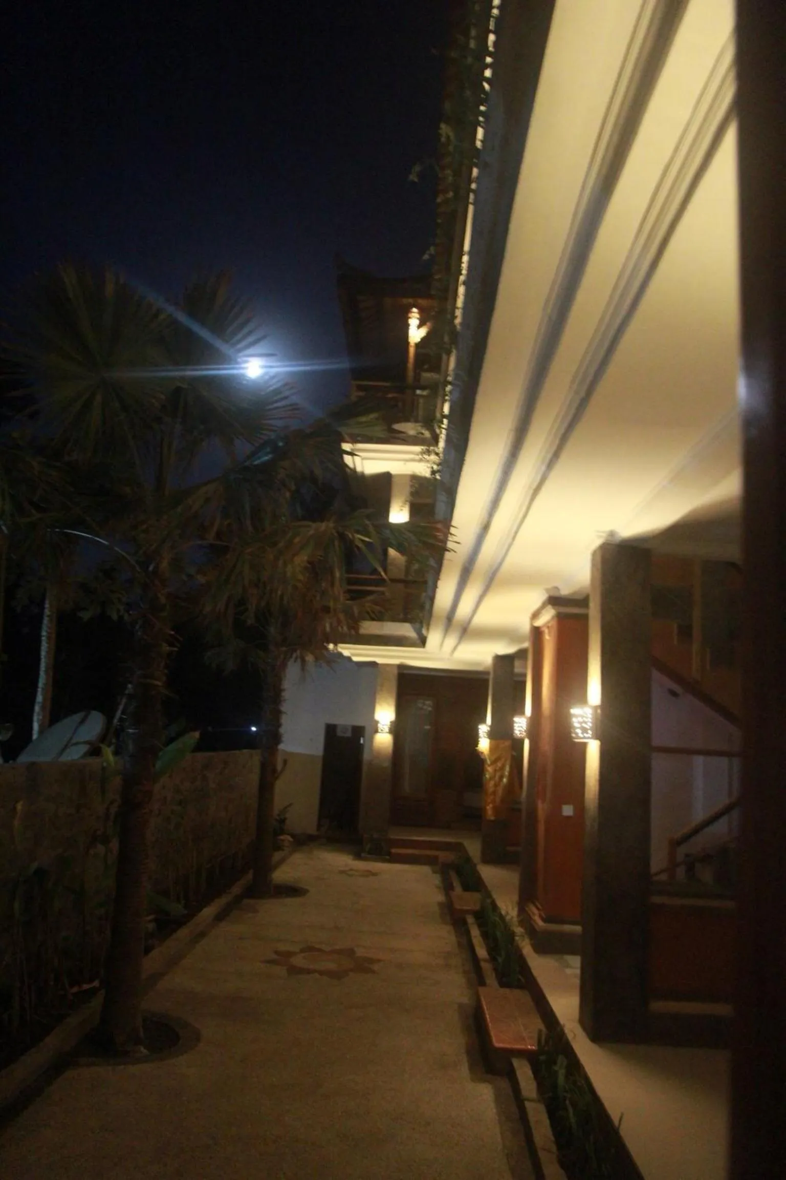 Facade/entrance in D'Camel Hotel Lembongan