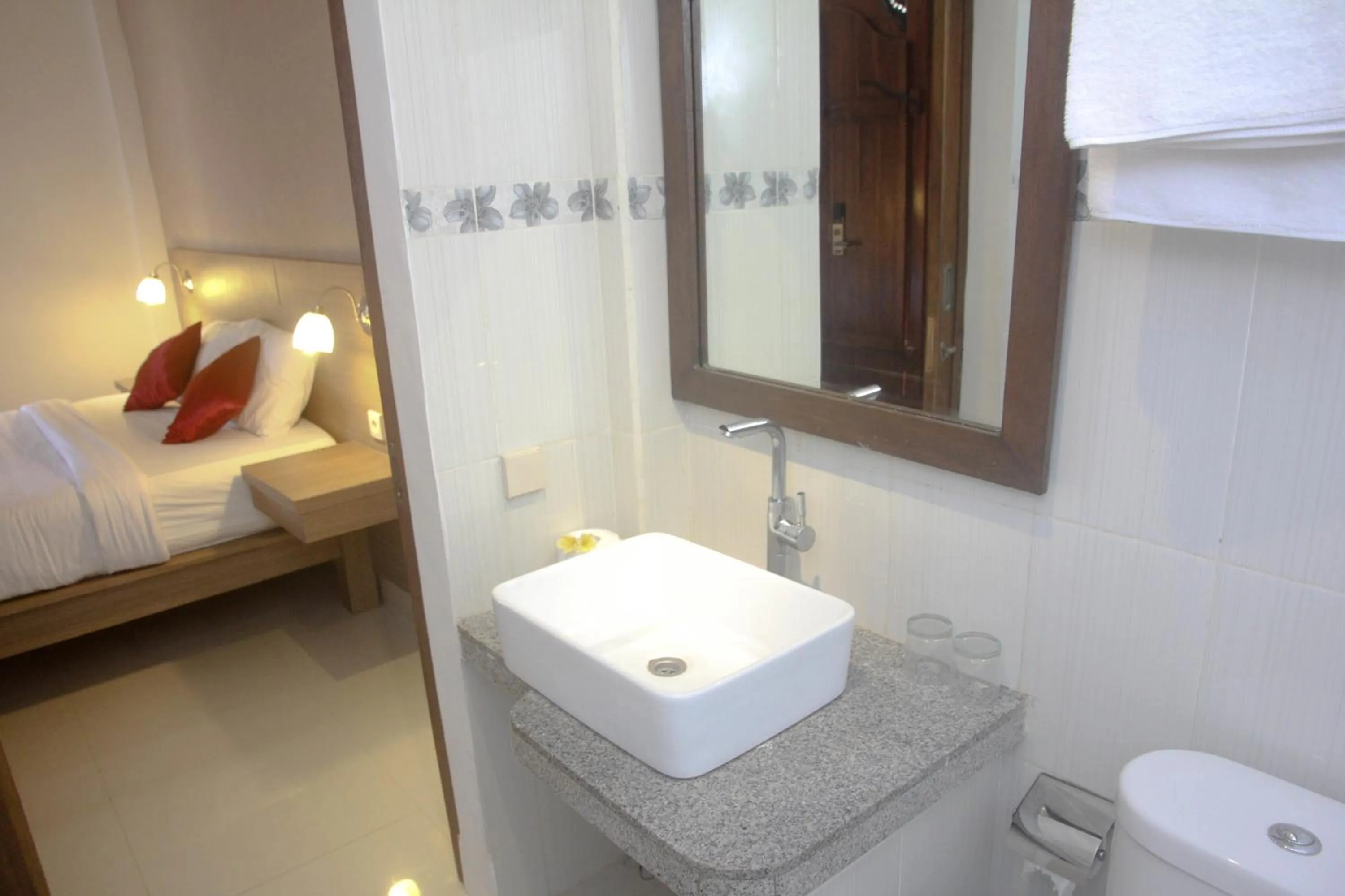 Bathroom in D'Camel Hotel Lembongan