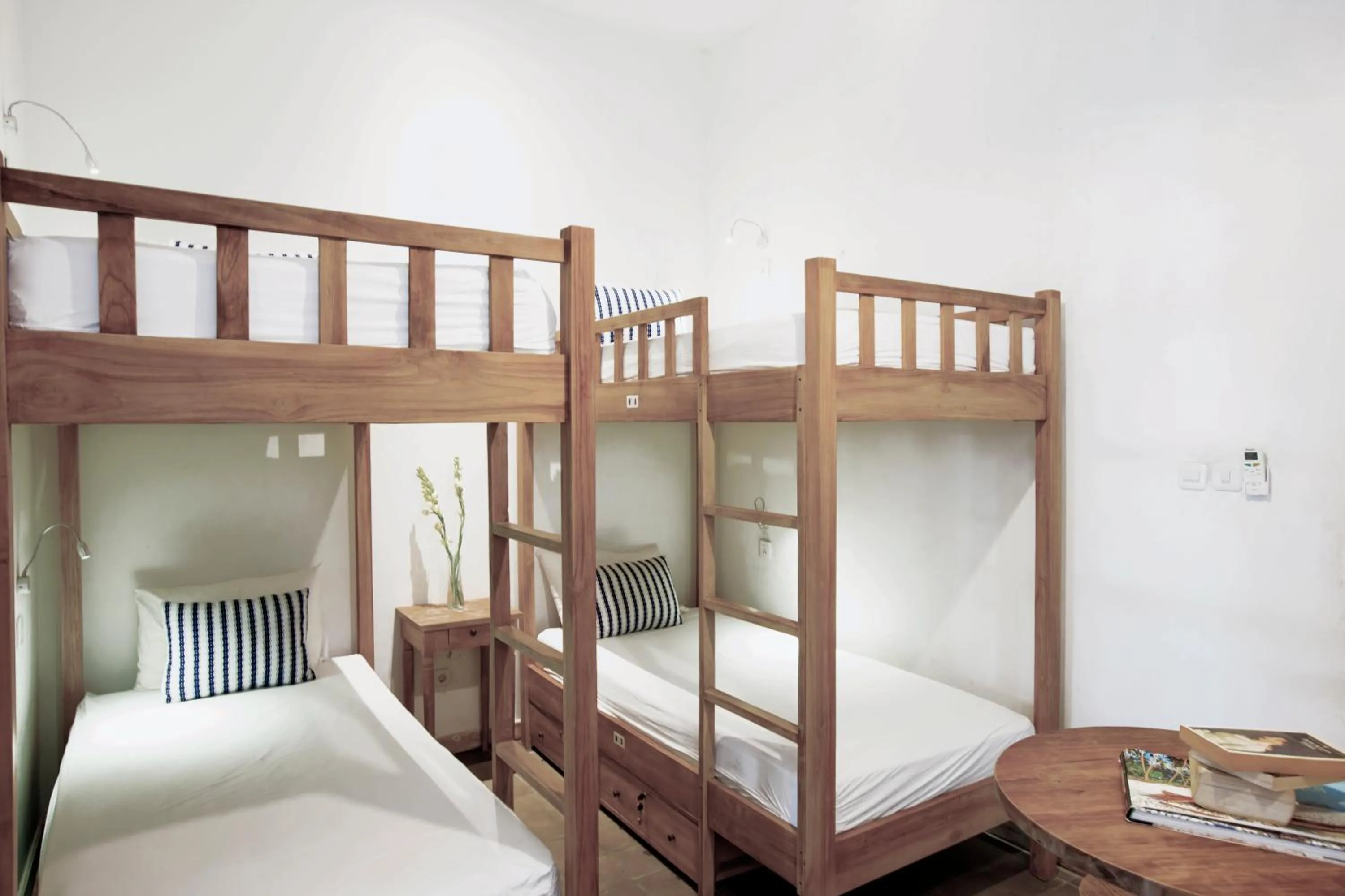 bunk bed, Bed in Adhisthana Hotel Yogyakarta