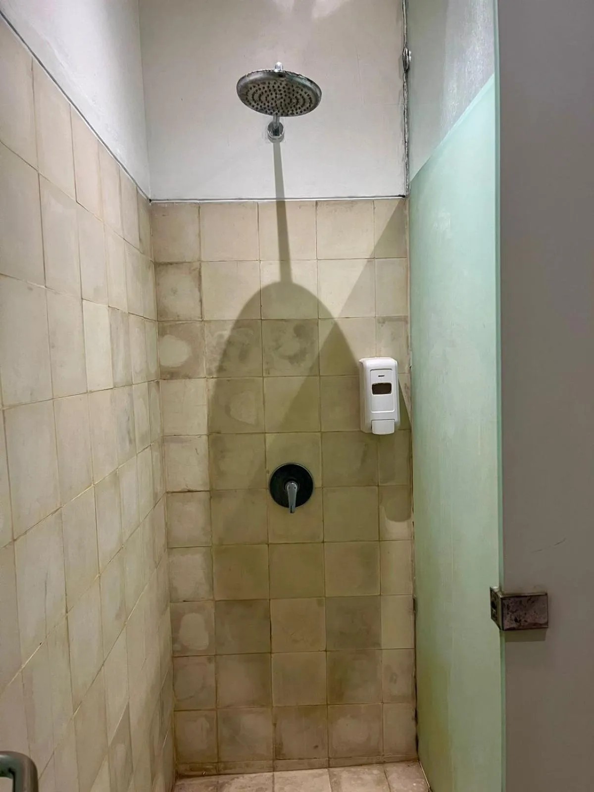 Shower in Adhisthana Hotel Yogyakarta