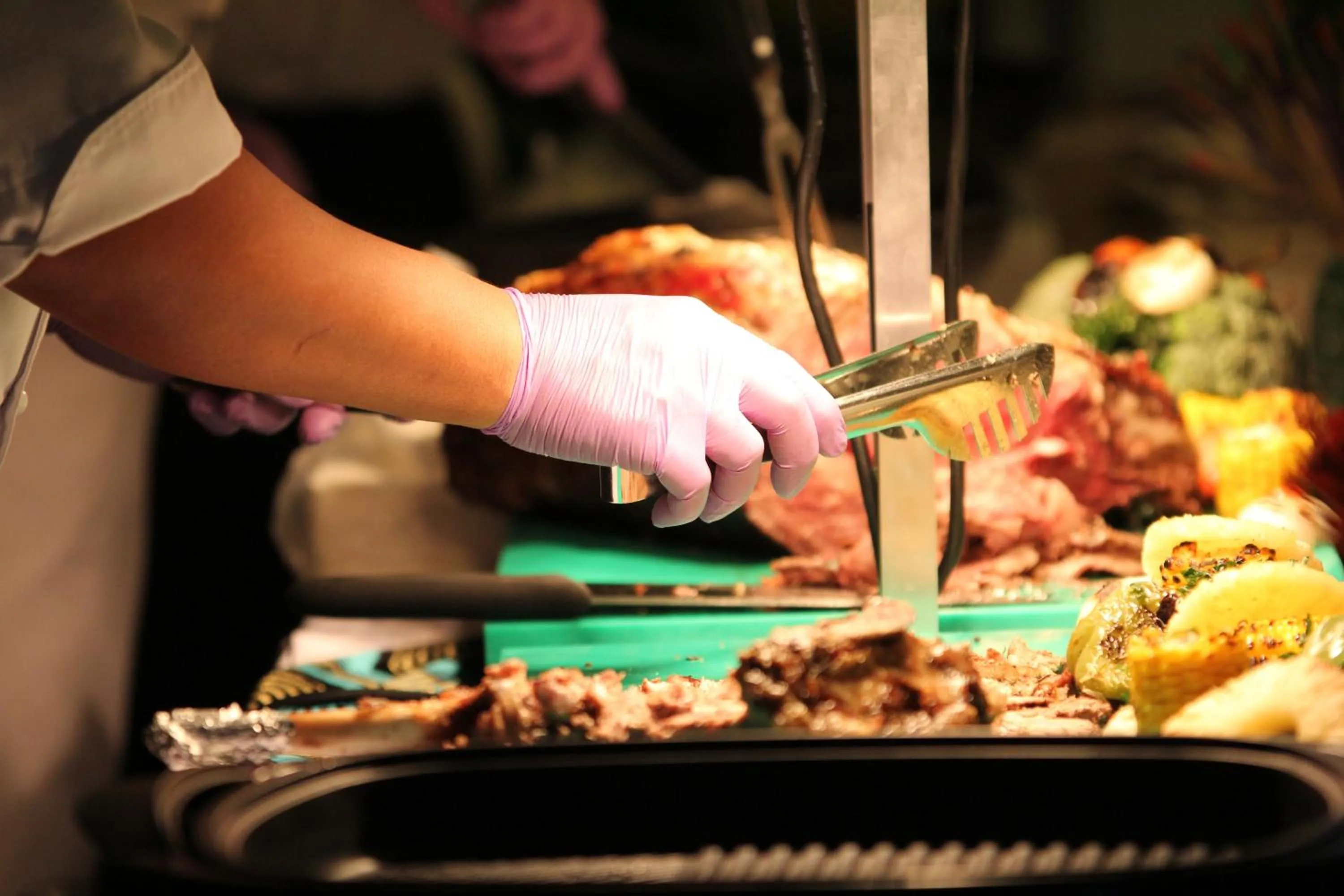 Restaurant/places to eat in The Harvest Hotel Managed by HII