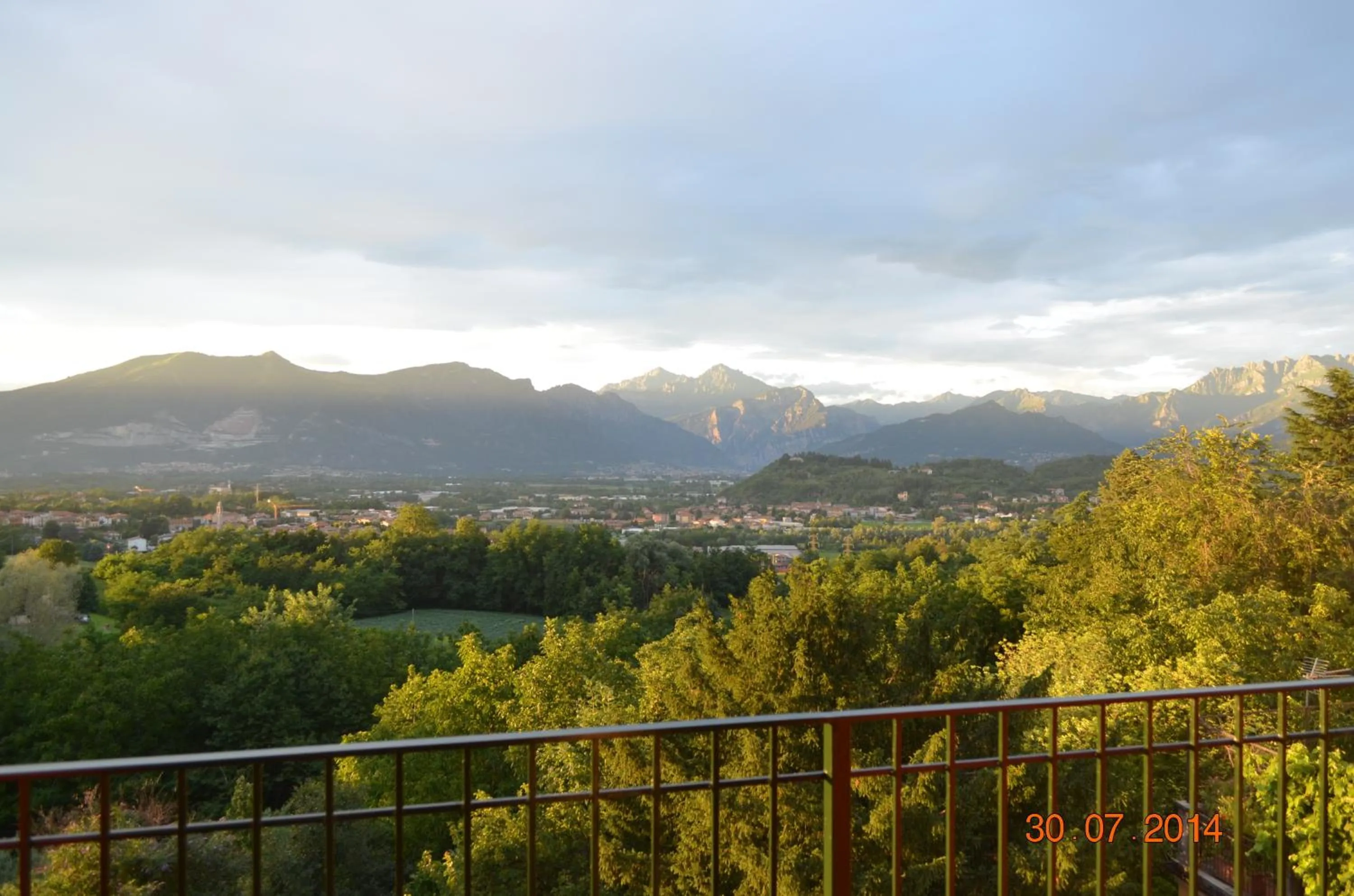 Day in Daman Rooms & Breakfast