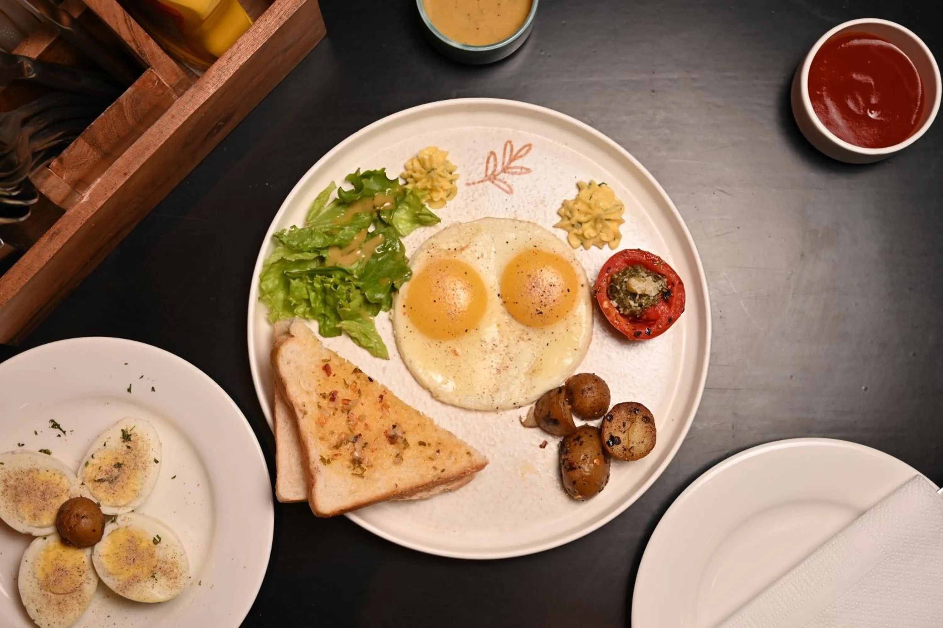 Food in Alivaa Hotel Gurugram Sohna Road City Center