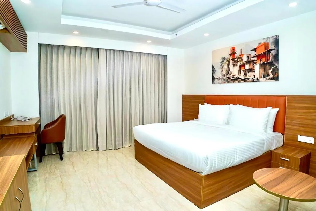 Bed in Alivaa Hotel Gurugram Sohna Road City Center