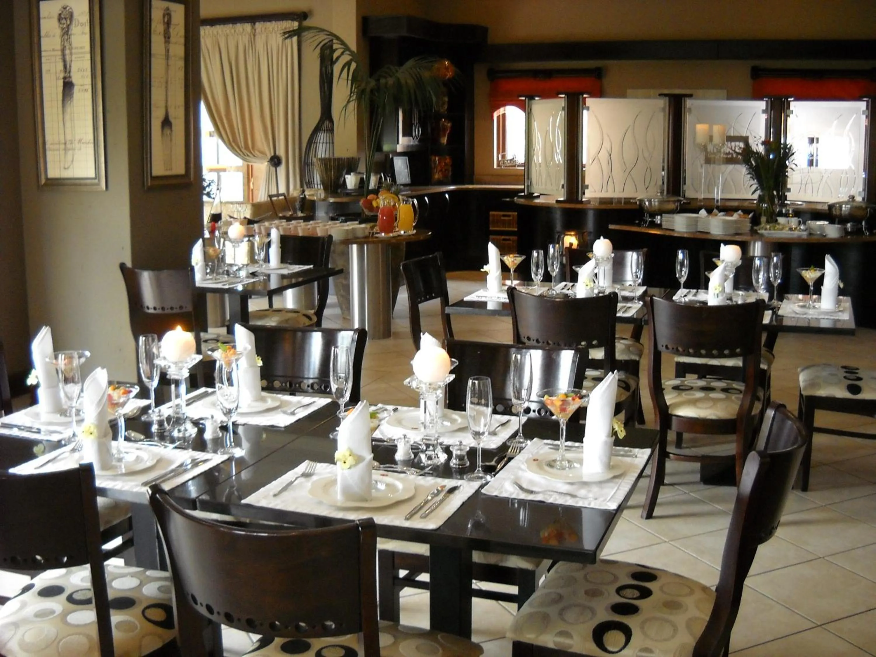 Communal lounge/ TV room in Witwater Guest House & Spa