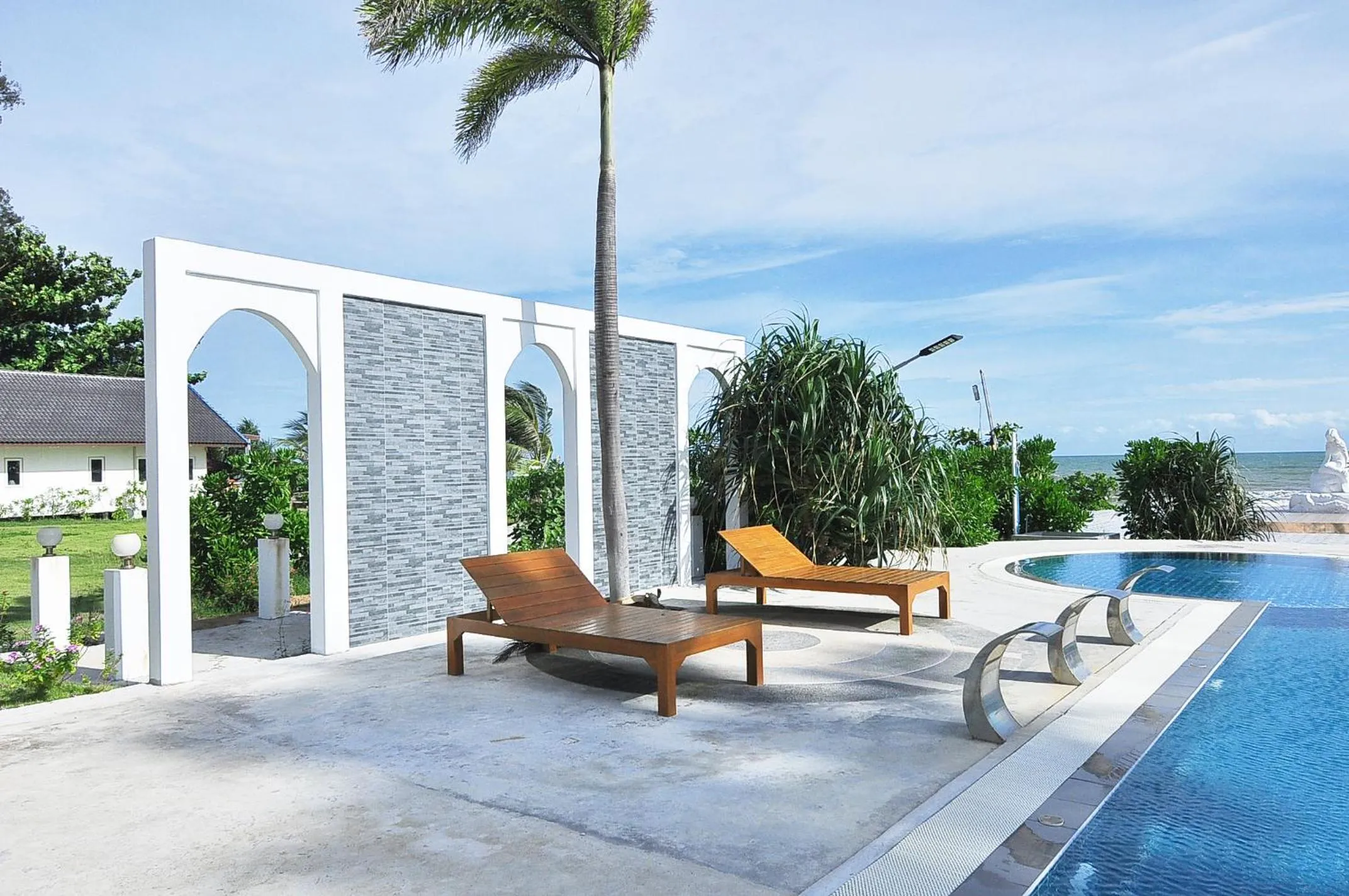 Swimming pool in AM Heritage Room