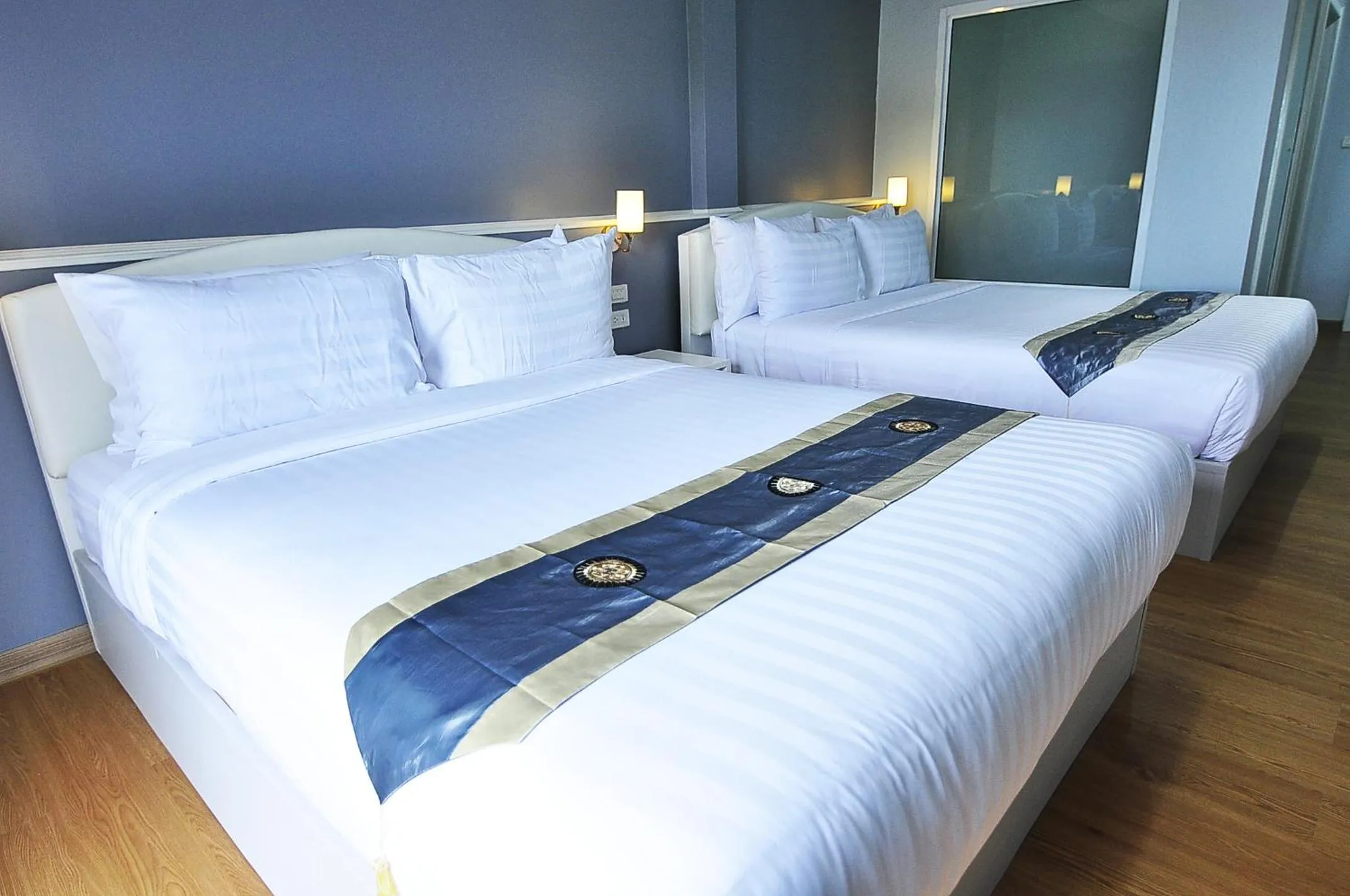 Bedroom, Bed in AM Heritage Room