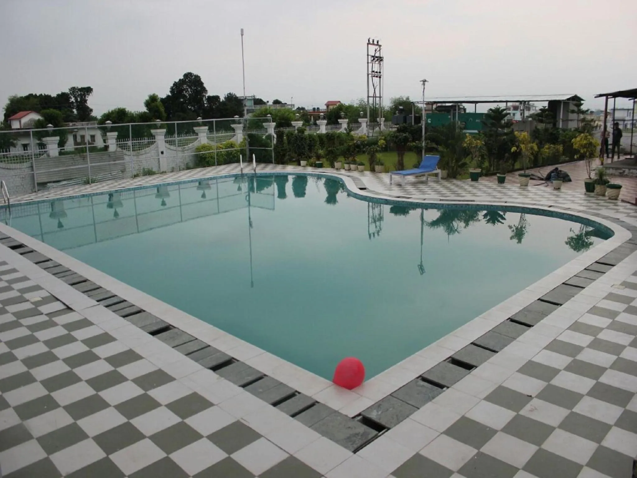 Swimming pool in Hotel Padmini Palace