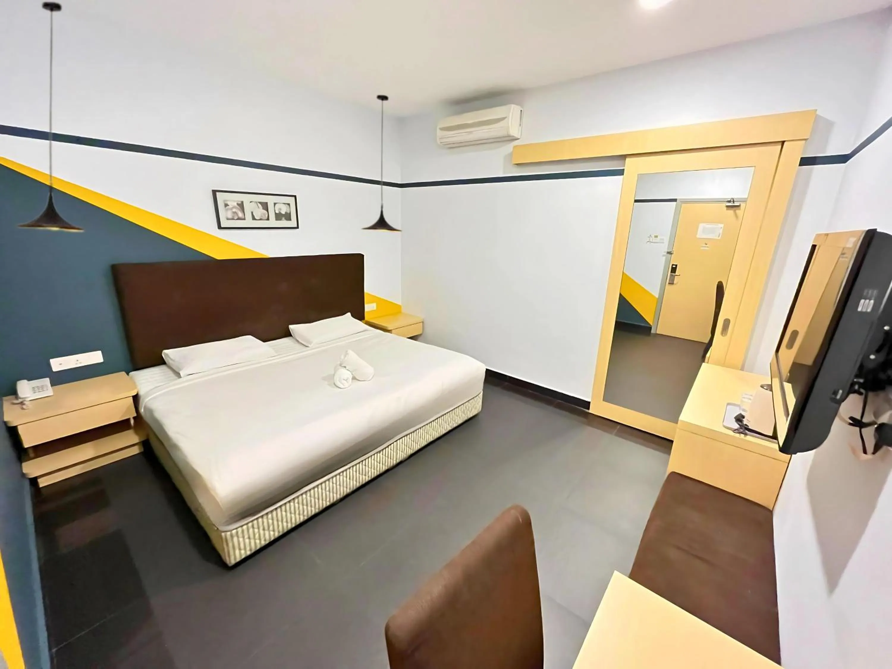 Bedroom, Bed in Sky Hotel Selayang