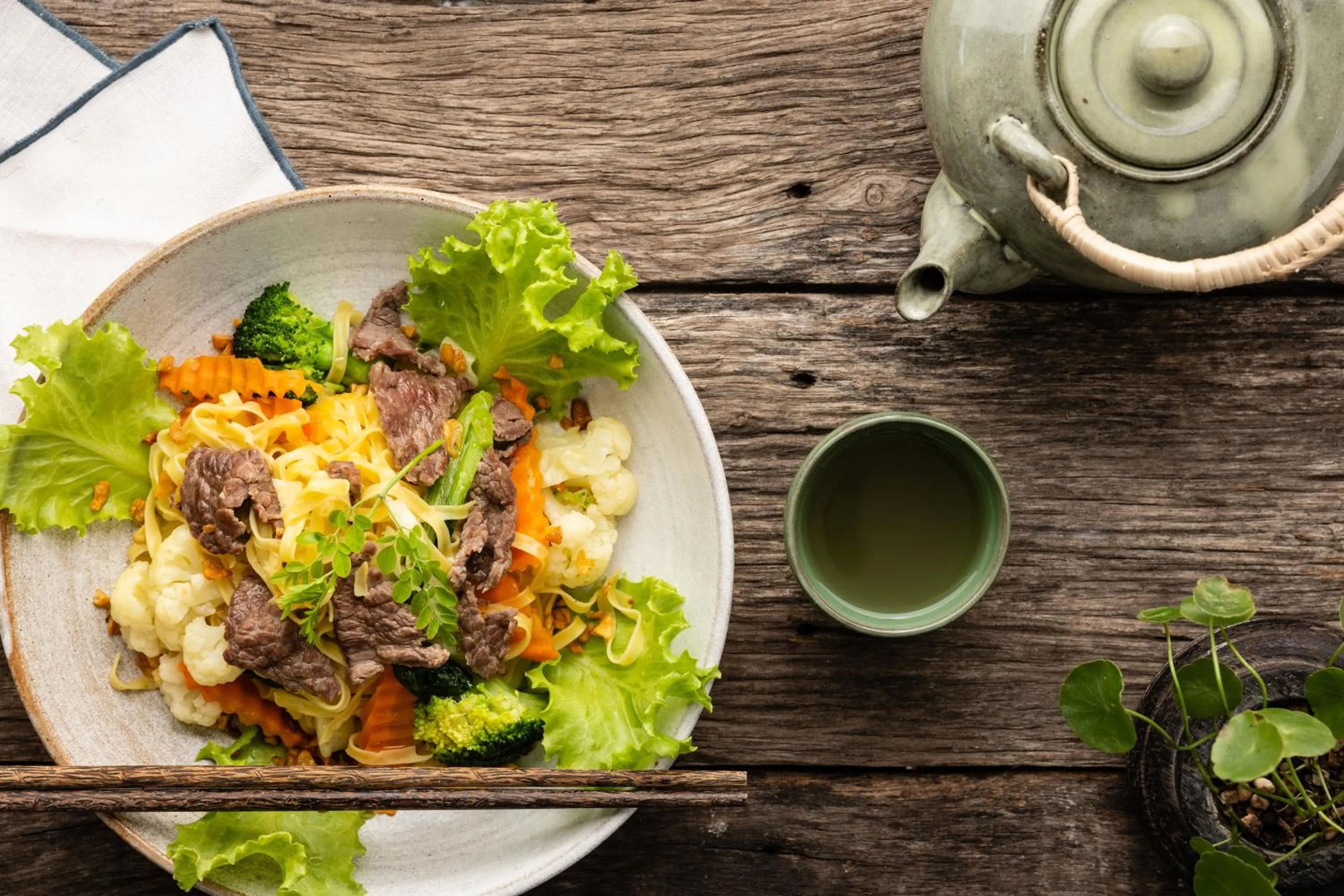 Food in Moringa Tree Maison