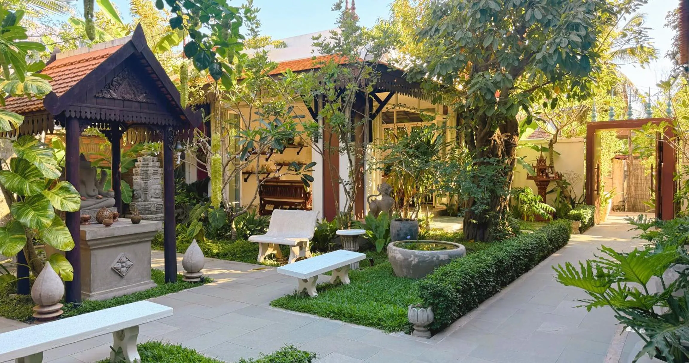 Property building in Moringa Tree Maison