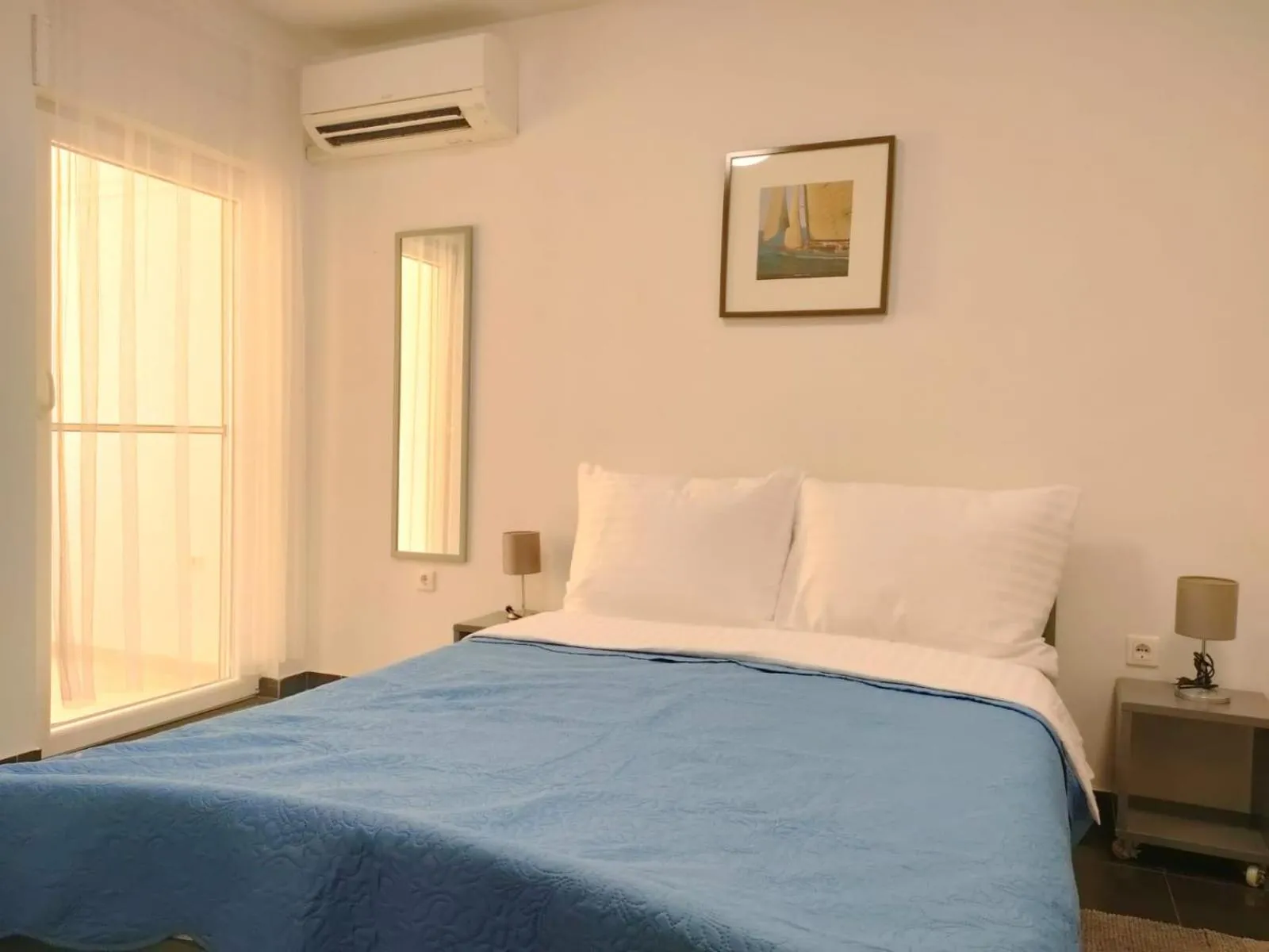 Bed in Rafael Apartments