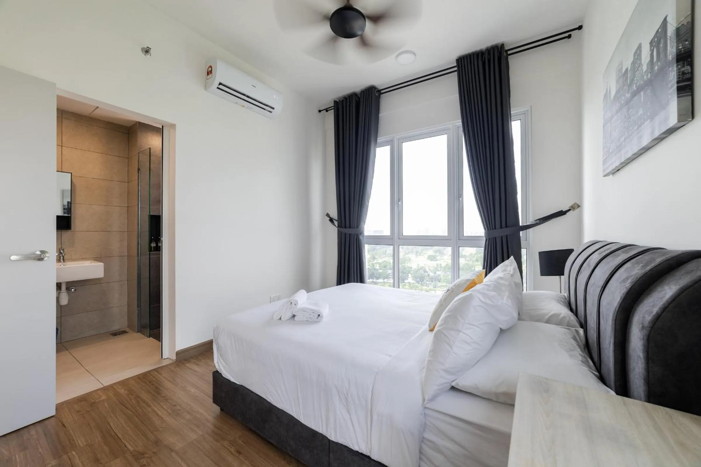 Bed in Plaza Kelana Jaya Suites by Sleepy Bear