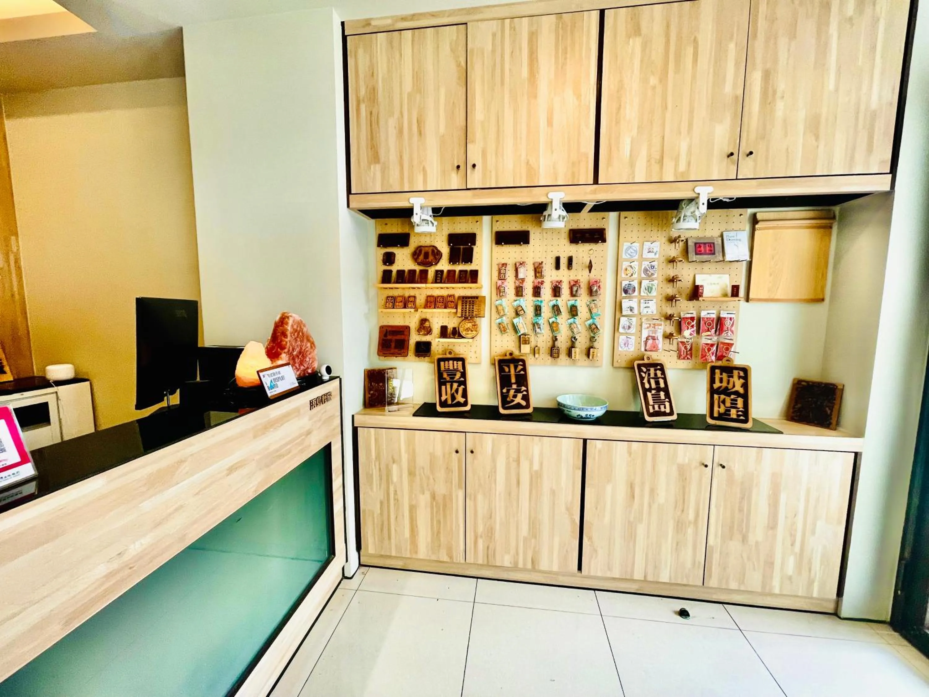 On-site shops in WDbnb