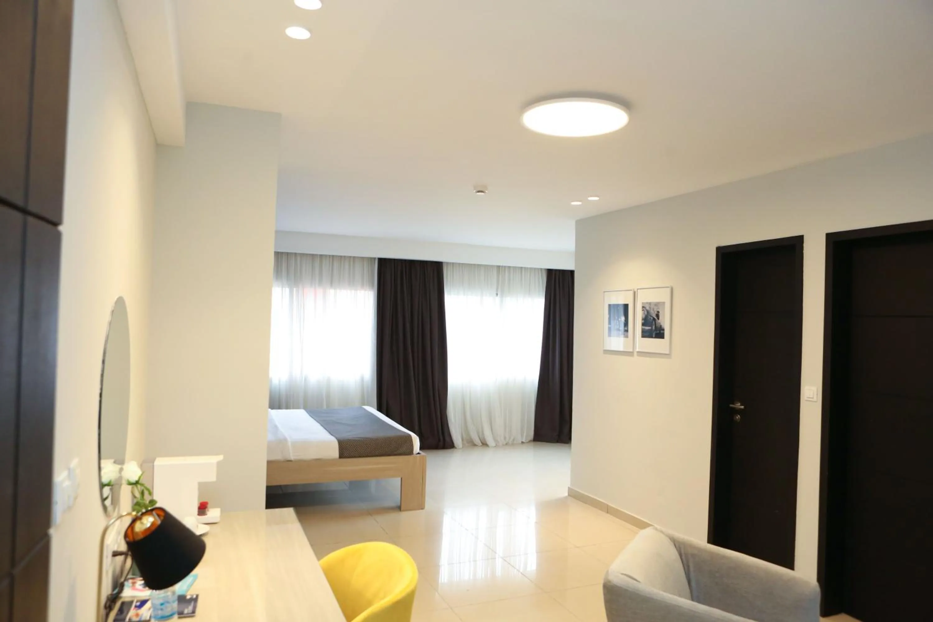 Photo of the whole room, Bed in Hôtel Ivotel Abidjan