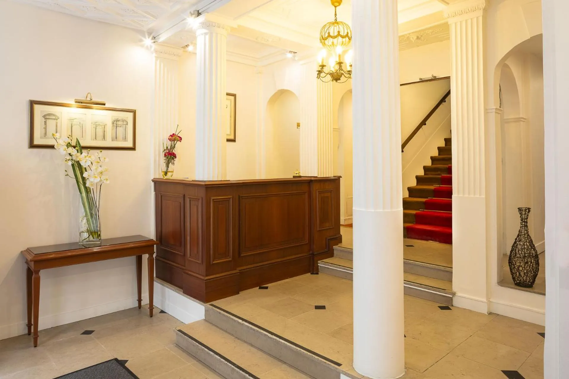 Lobby or reception in Hotel Imperial Paris